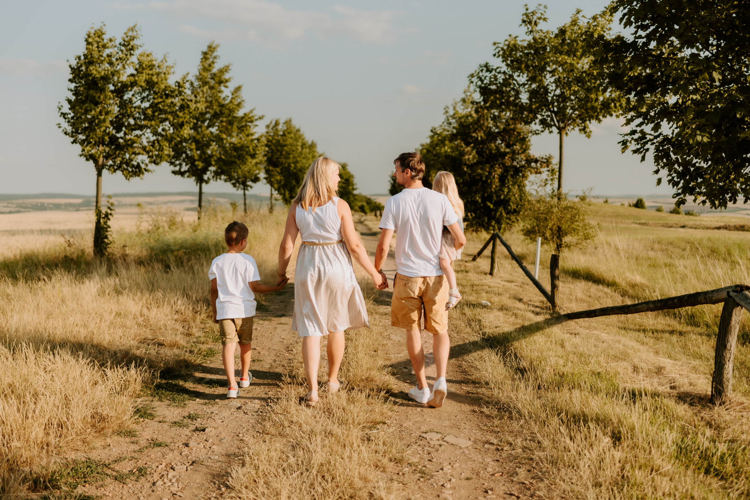 Lucka and family. Lifestyle, wedding and family photographer