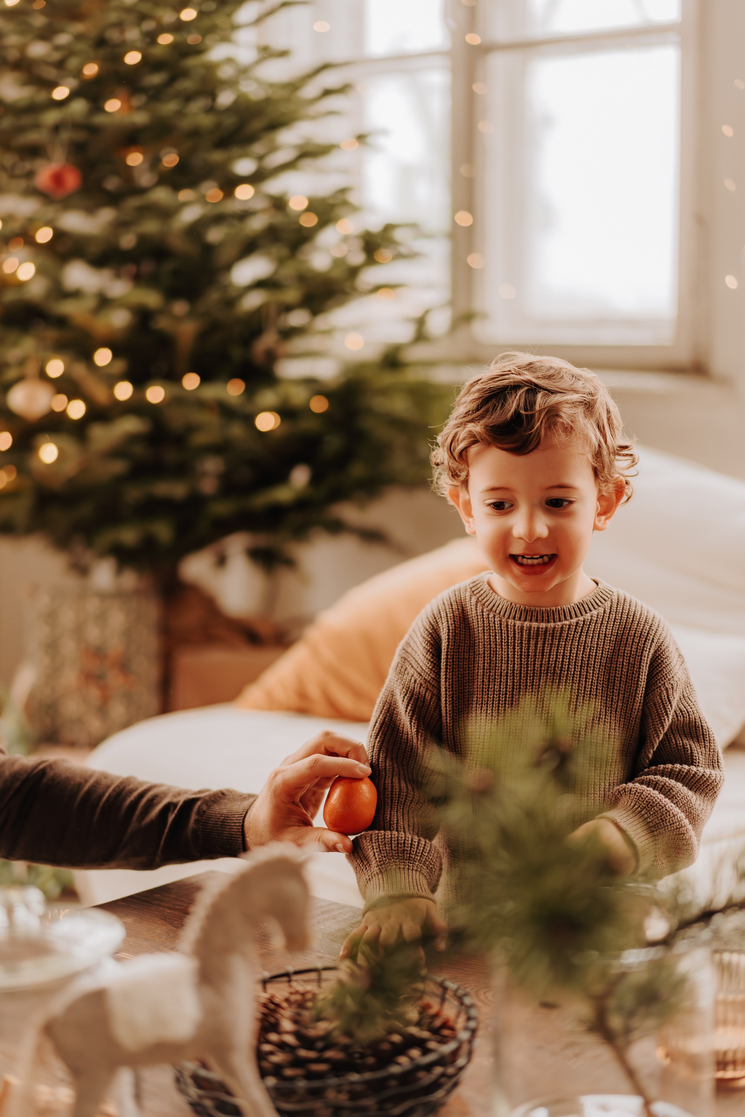 Minimalistyczne sesje świąteczne. Fotograf ślubny & lifestyle Gdańsk, Karolina Baczewska