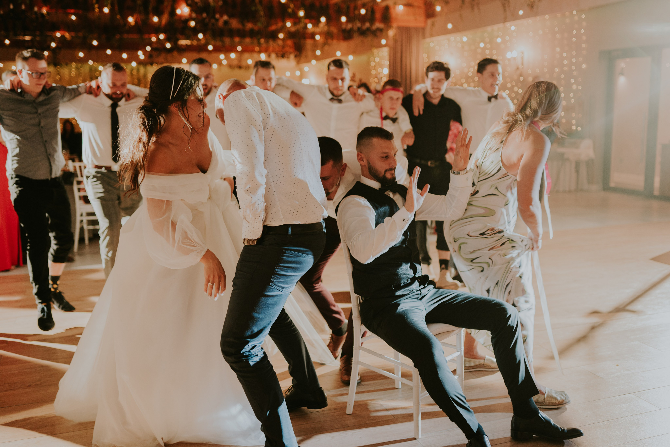 Sala Koralowa w Jaworzu: Opowieść o ślubie Nikoli i Kacpra. Karkowskafoto - fotografia miłości