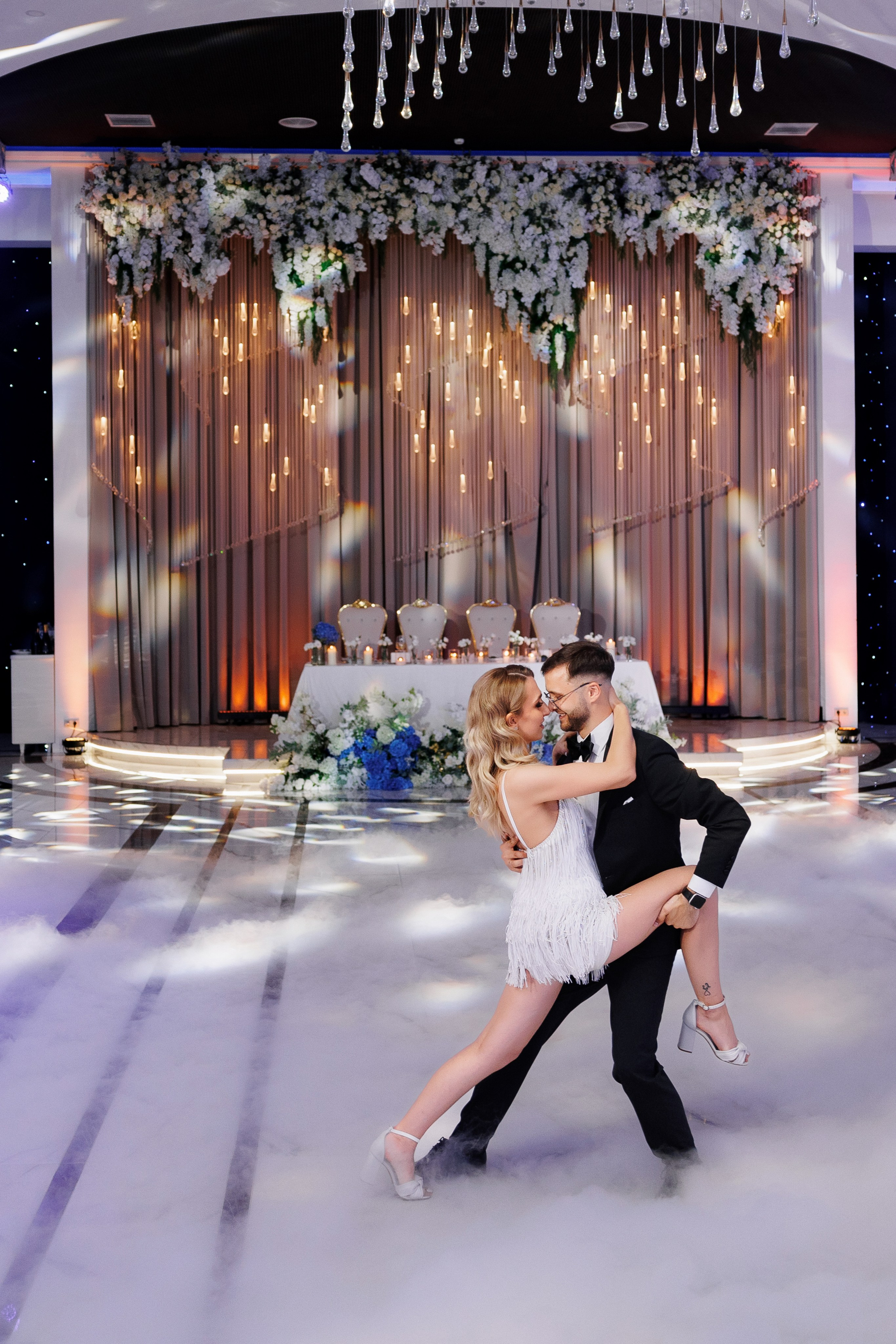 primul dans al mirelor