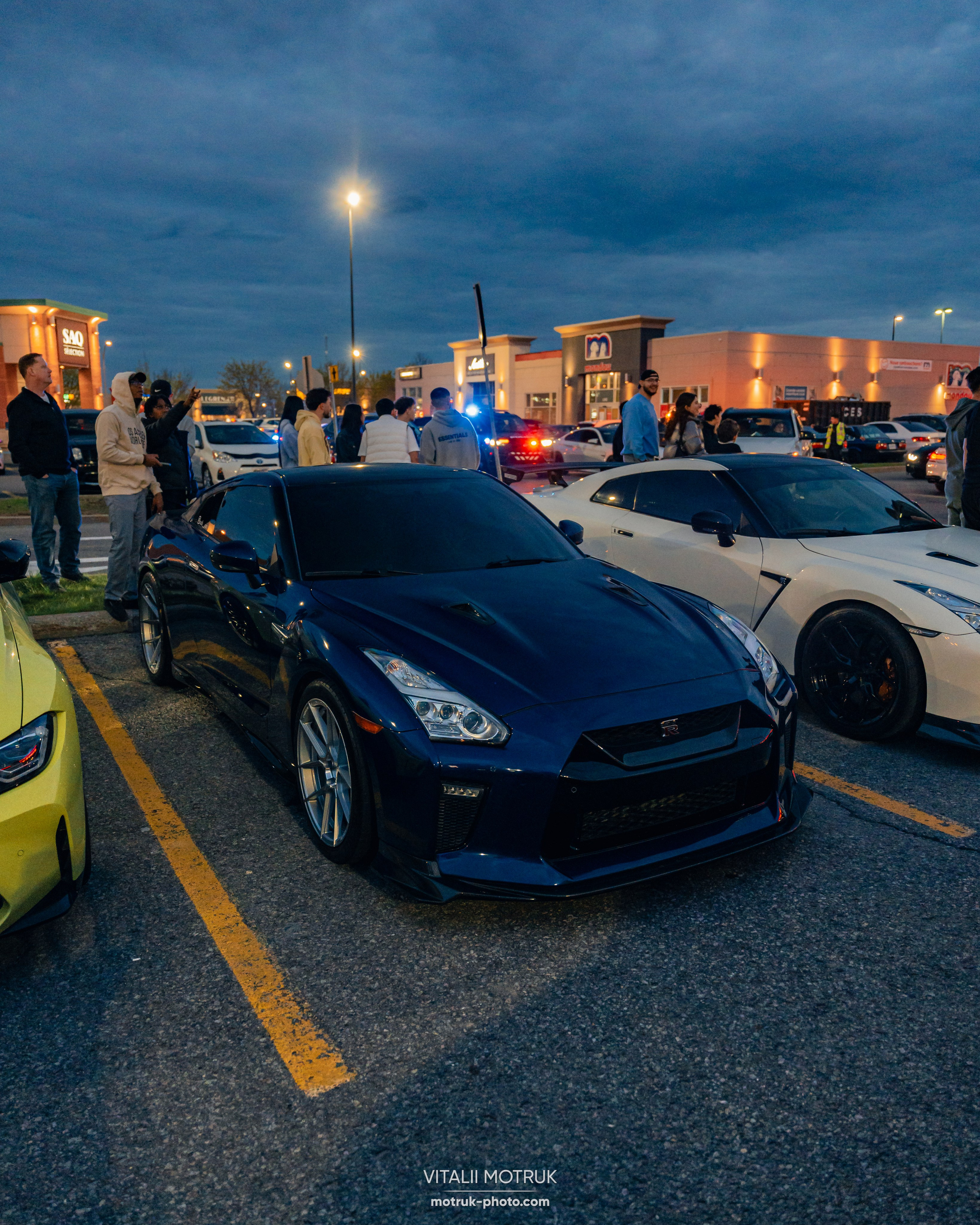 Car meet: 514 bimmers. Photographe de voitures à Paris — Vitalii Motruk