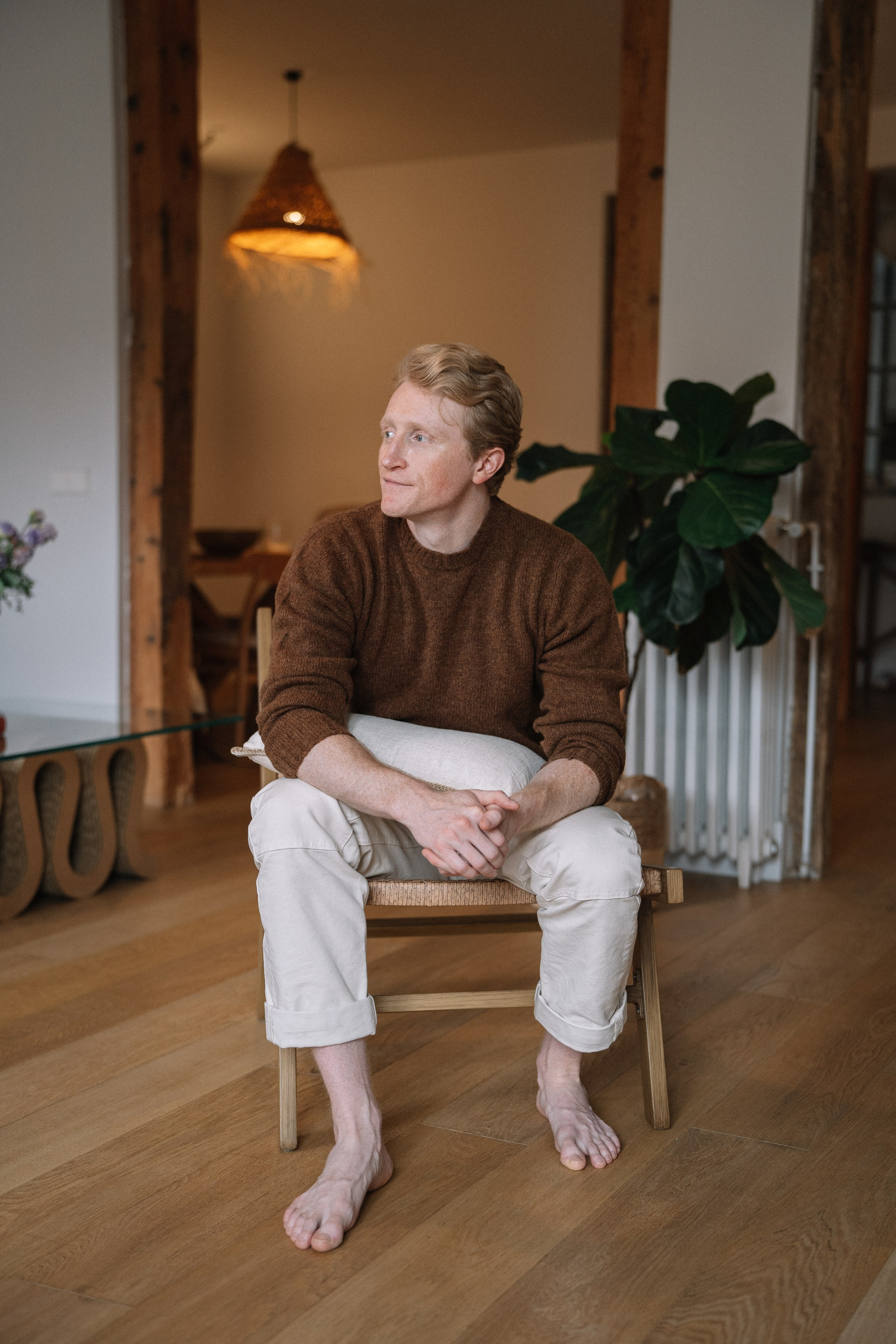 Fotografía lifestyle Madrid. sesión de fotos en estudio Madrid. sesión fotográfica individual Madrid. Fotógrafo en Madrid, España. Alyona Belyaninova