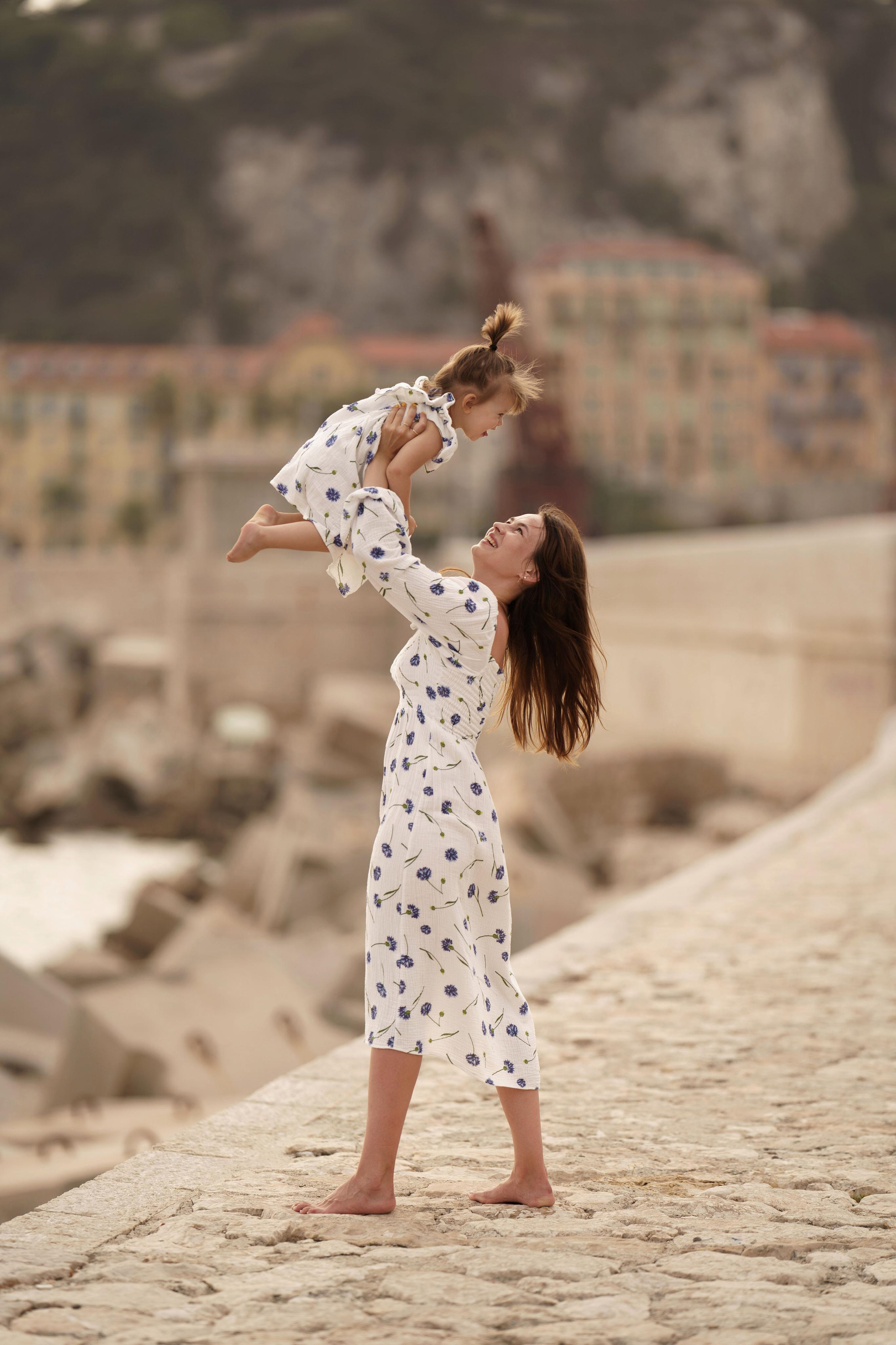 « прогулка Оли и Поли у маяка ». Главная