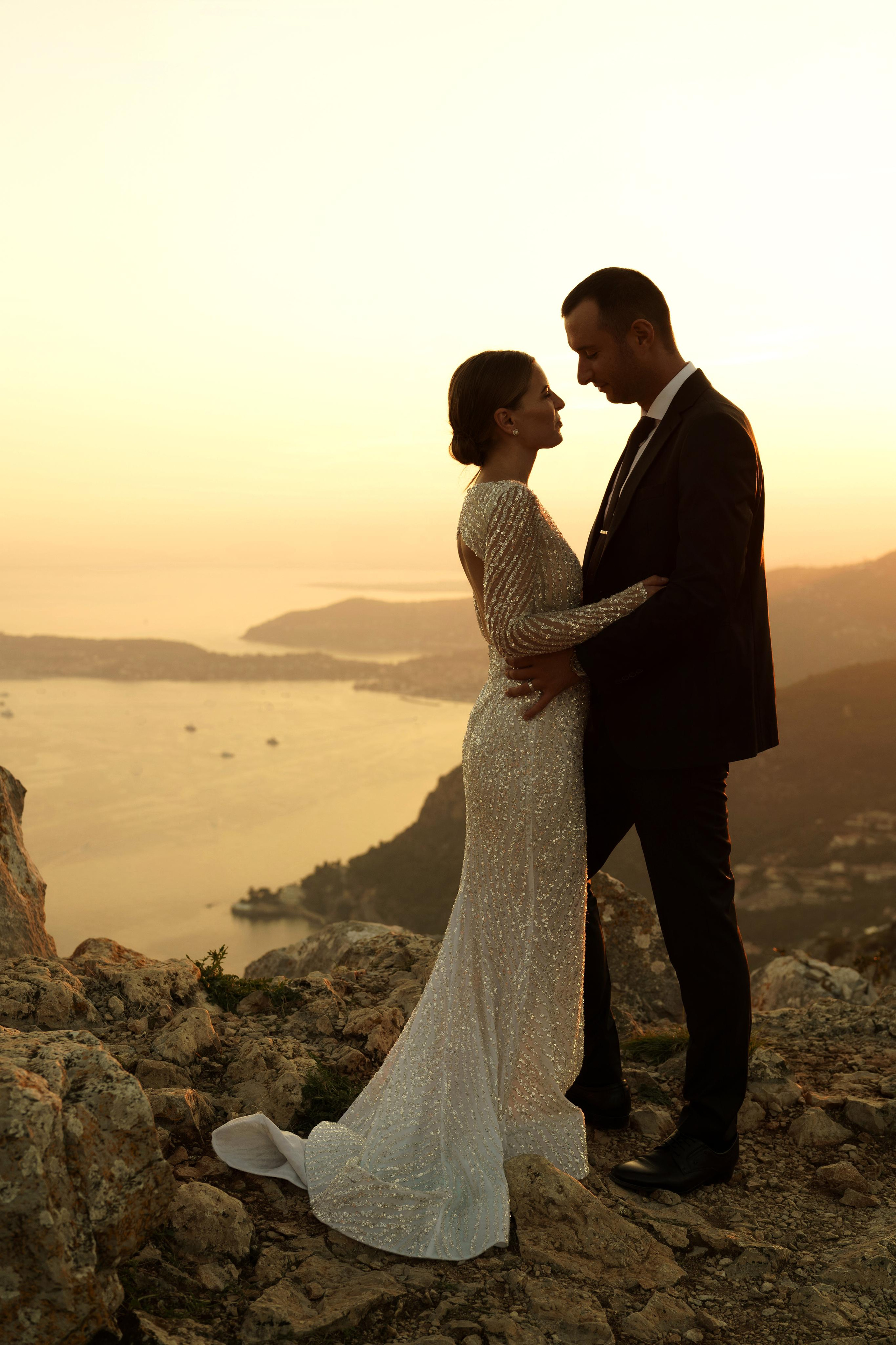 « tous les chemins mènent au mariage: séance photo des amoureux ». Photos by Vechkaeva