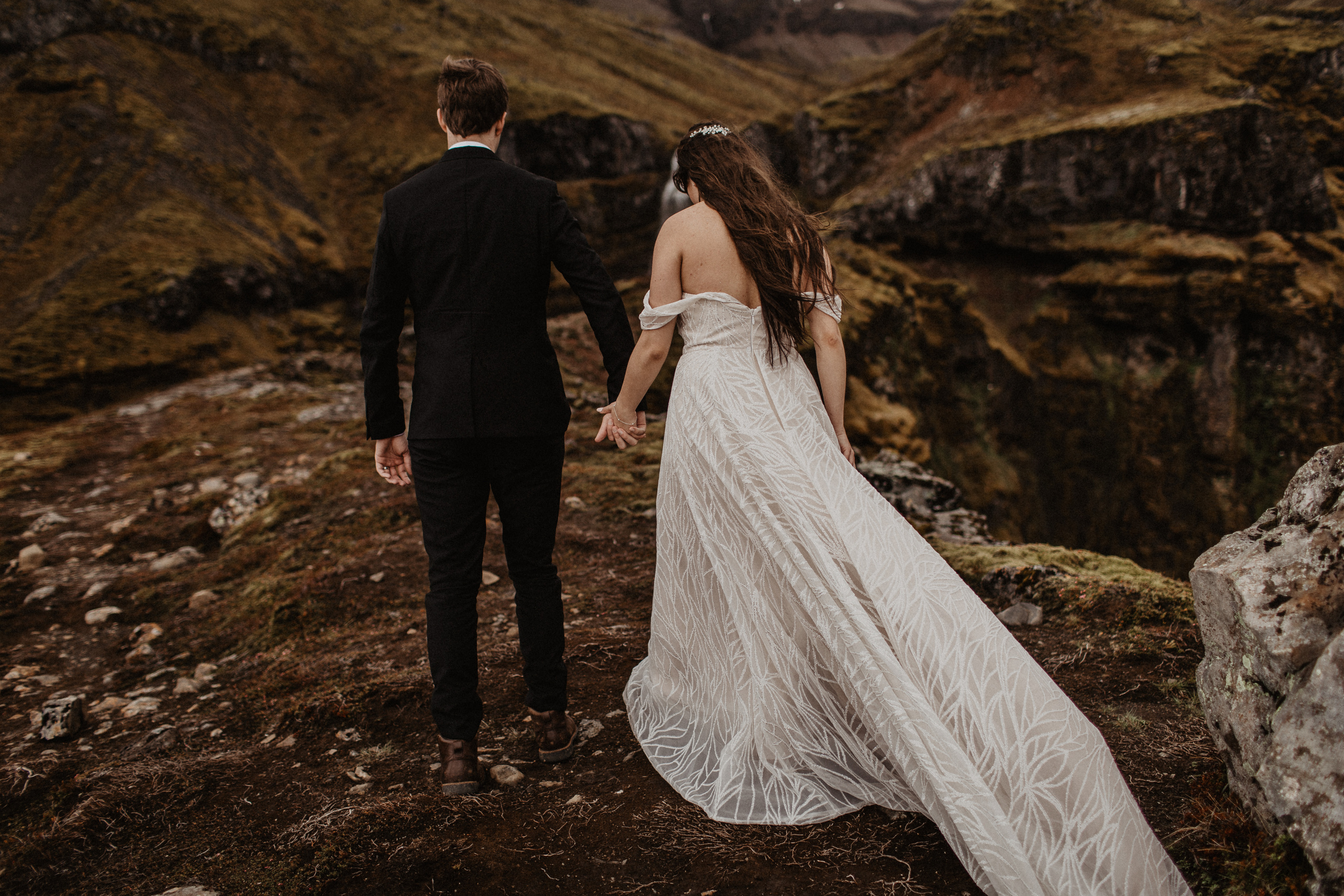 Wedding in secret canyon in Iceland. Iceland elopement photo and video | Nikolaichik Photo
