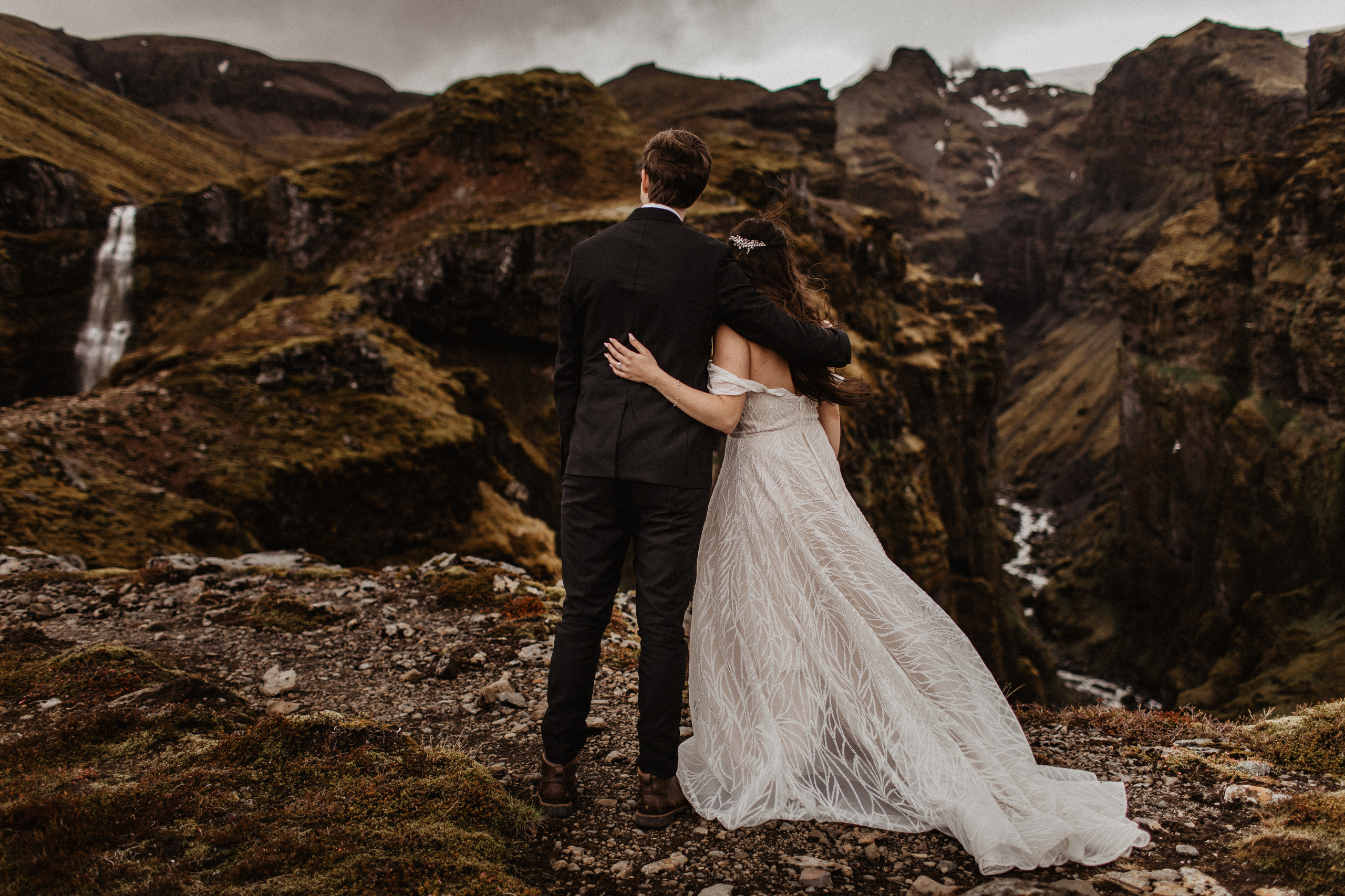 Wedding in secret canyon in Iceland. Iceland elopement photo and video | Nikolaichik Photo