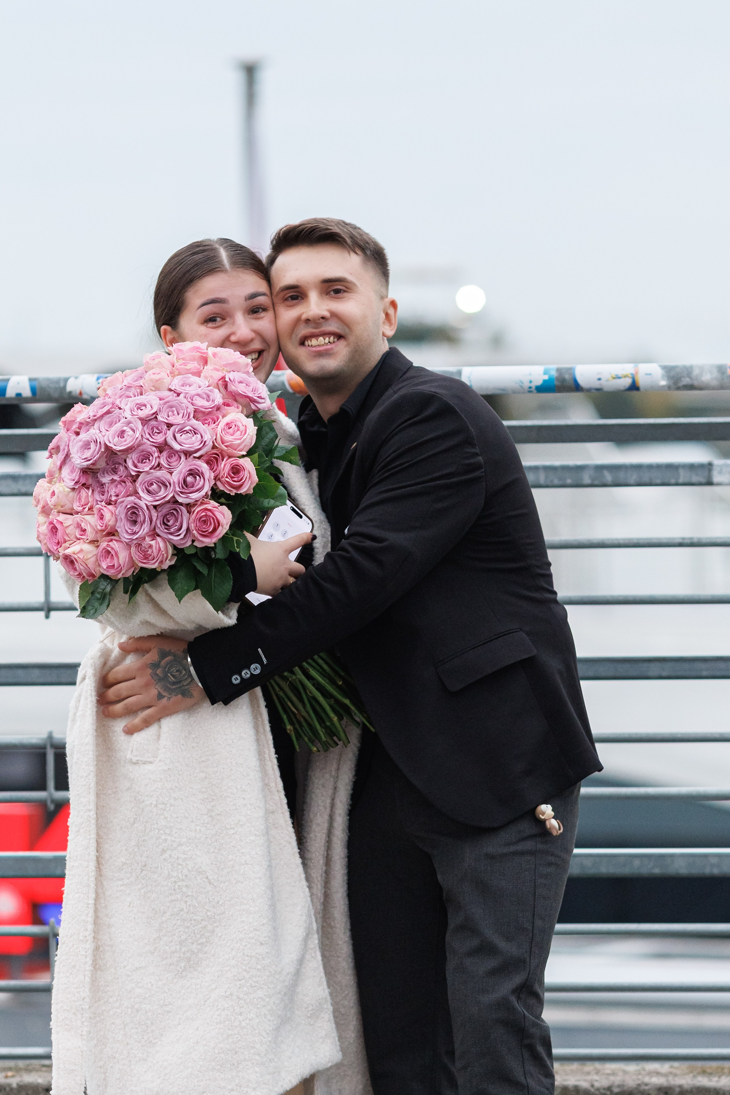 She said 'Yes'. Dienstleistungen