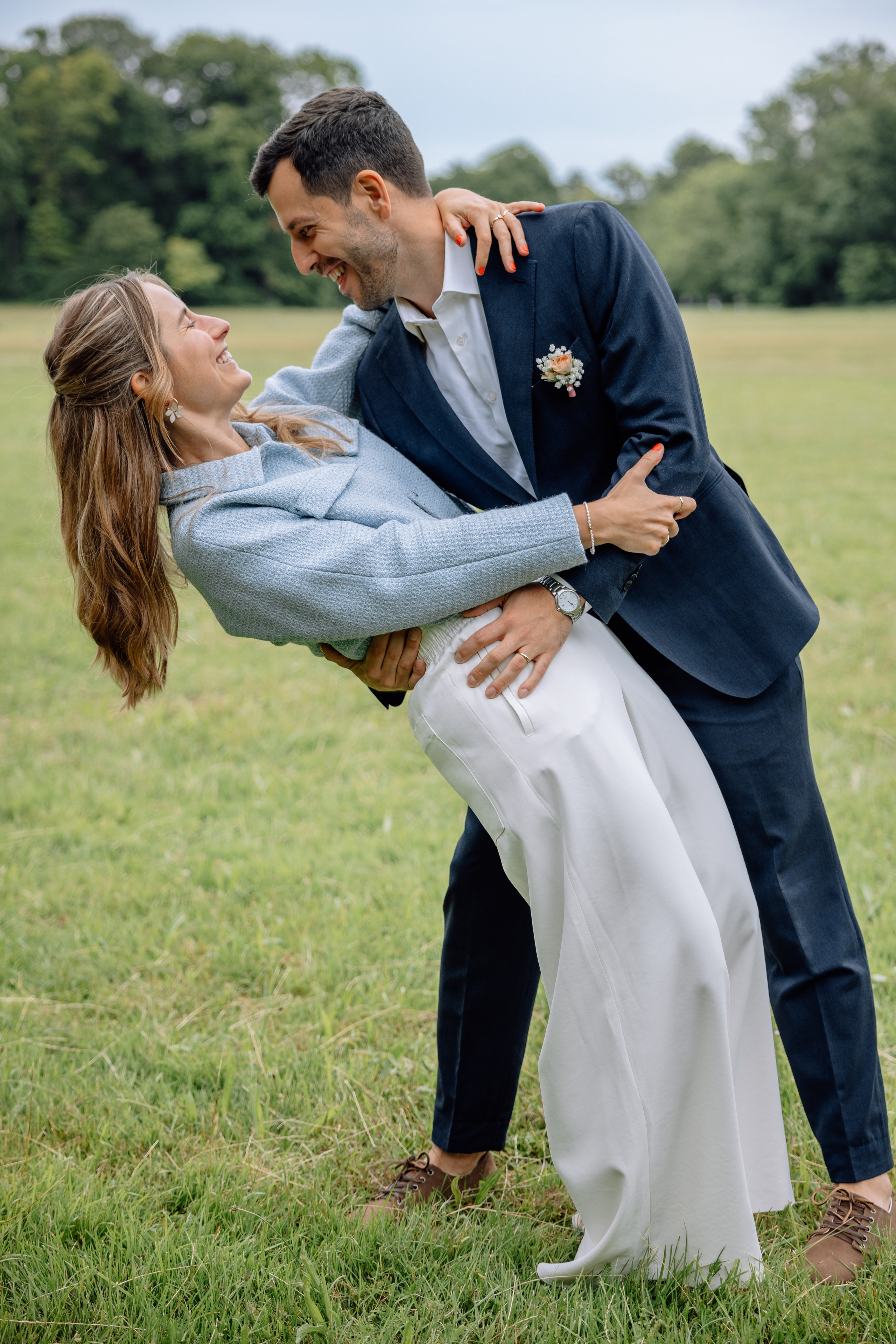 Romanrische Trauung im Standesamt Mandlstraße | München im Sommerlicht. Hochzeitsfotograf München Taufe Familienfotograf Tanja Mauke