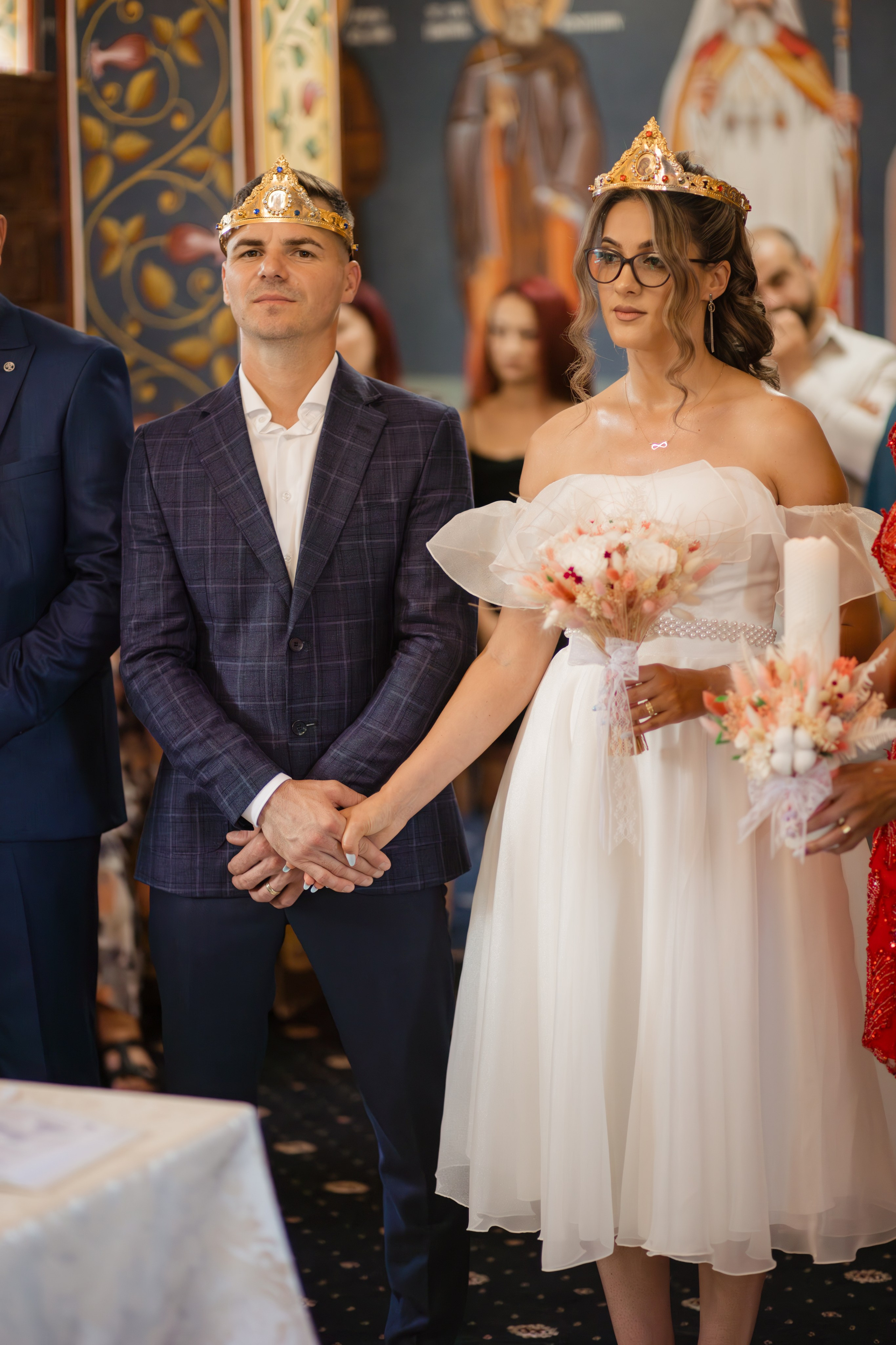 Oana & Vasile. Fotograf si videograf — evenimente si studio