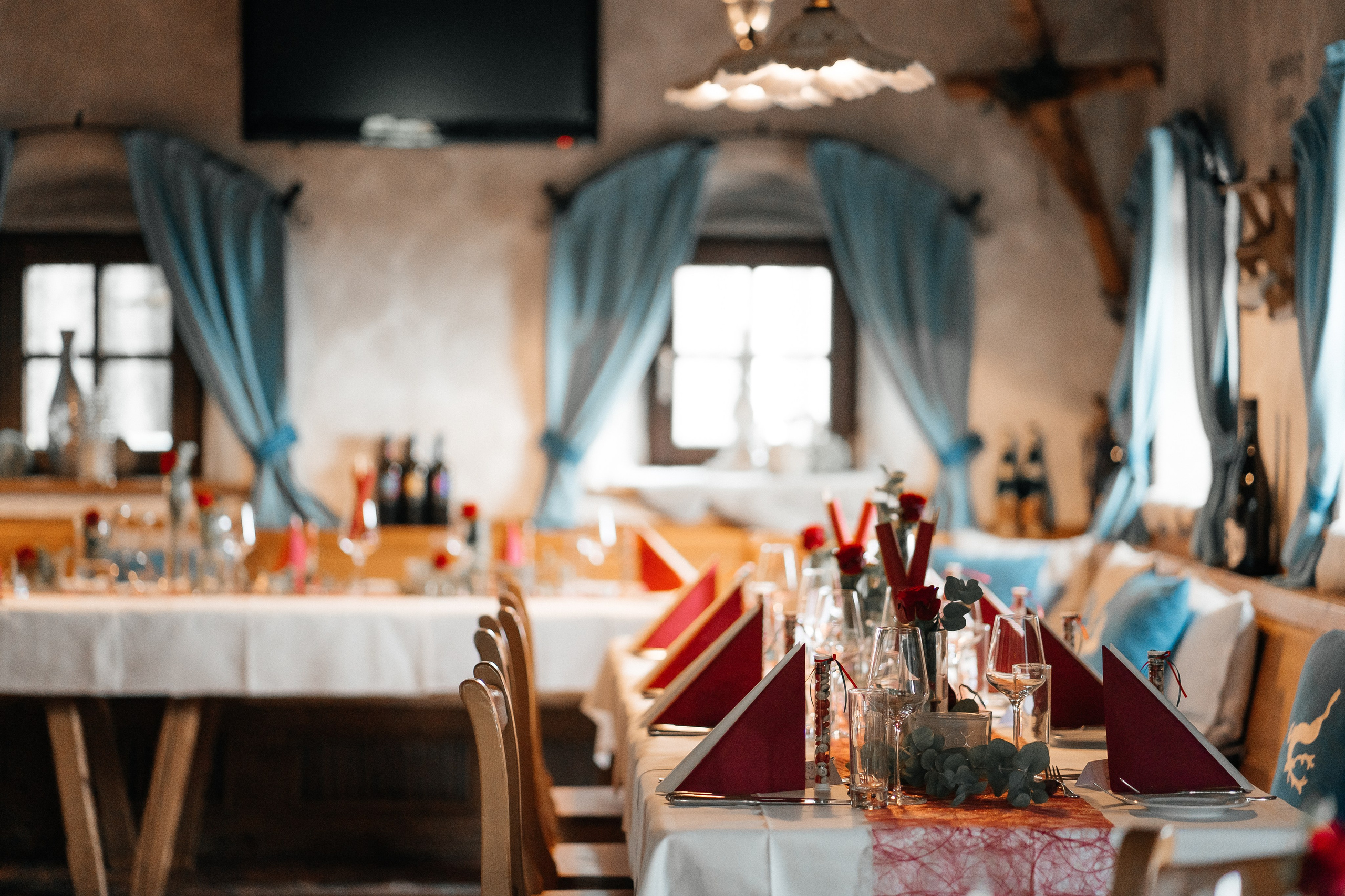 Christina und Fabio. Hallo, ich bin Nadya - Fotografin aus Linz, Oberösterreich