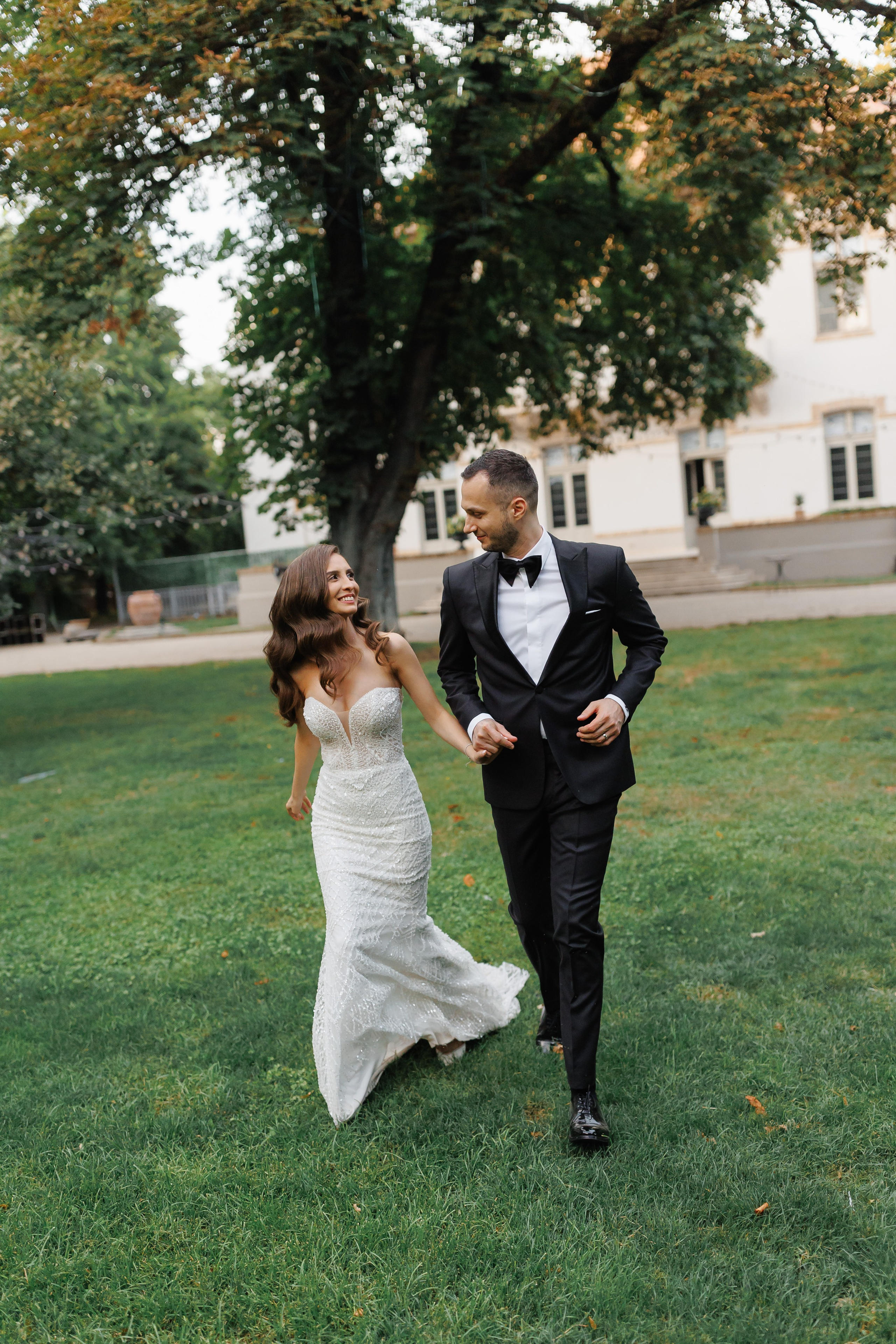 After Wedding Bianca + Nicu | Trash the dress Bucuresti | Domeniul Manasia. Fotograf nunta Bucuresti - Manu Ivanciu