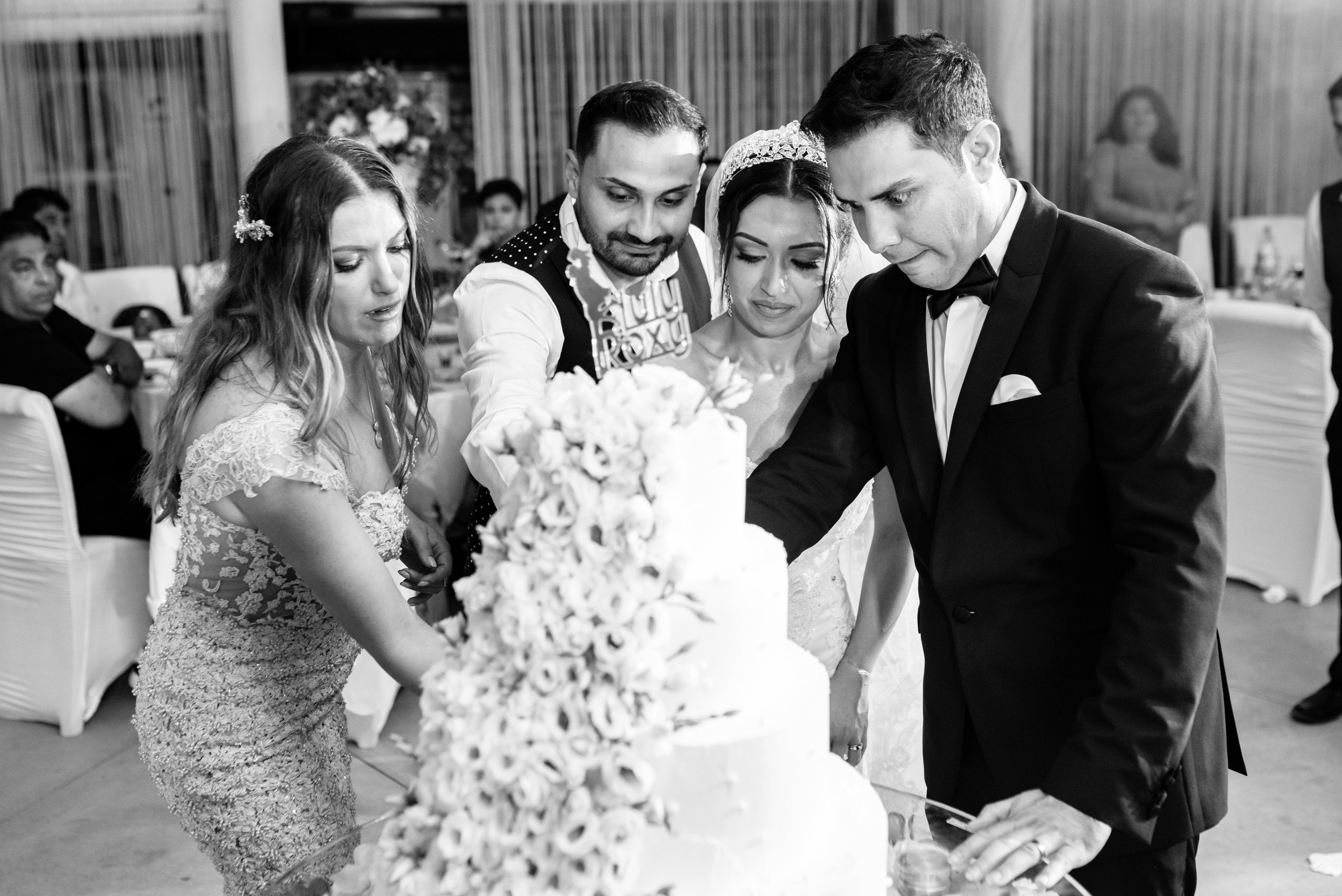 Roxana & Iulian. Acasă