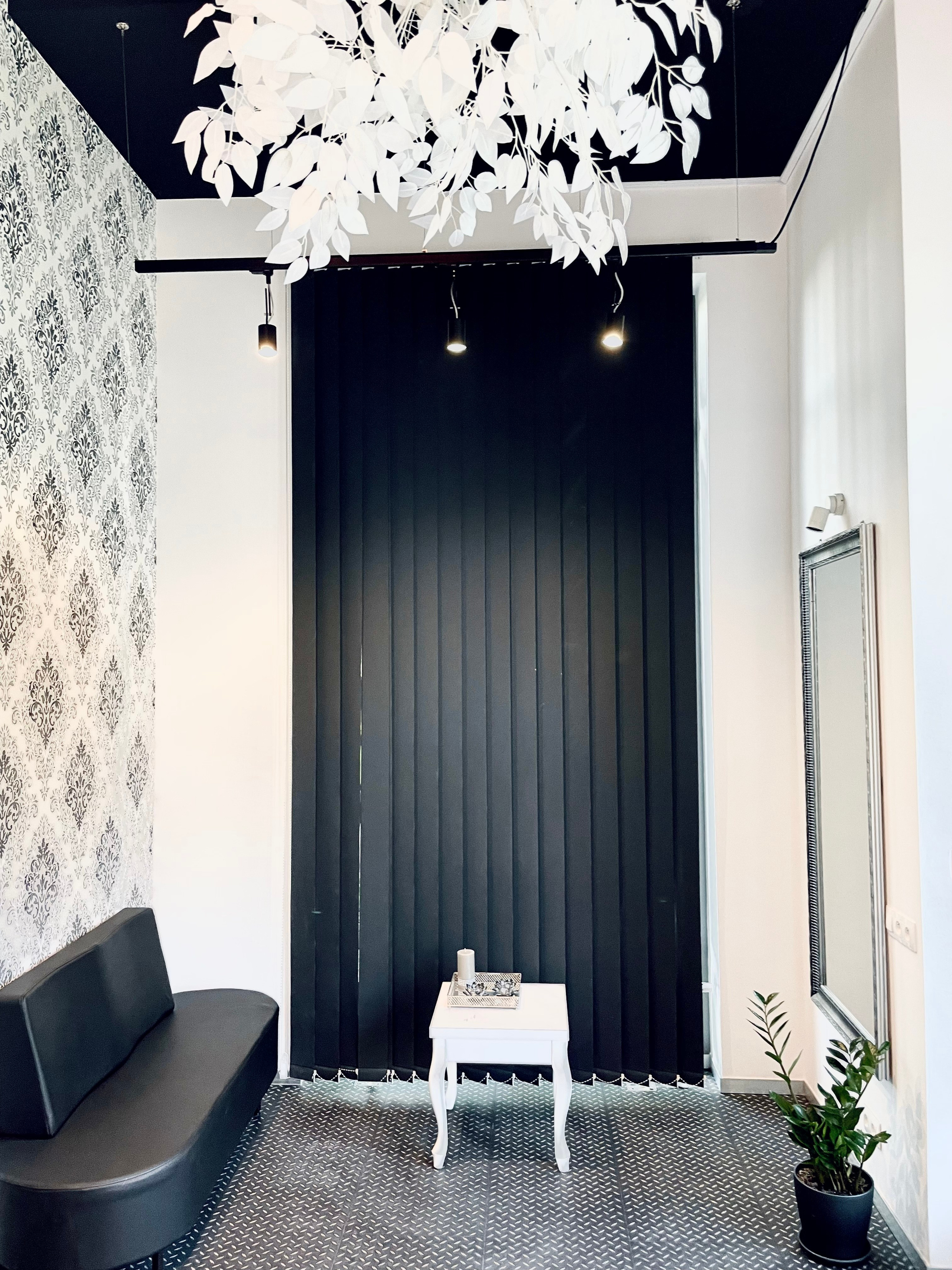 Салон красоты под аренду мест. Фотограф в Варшаве Алена Валькович-Найдион