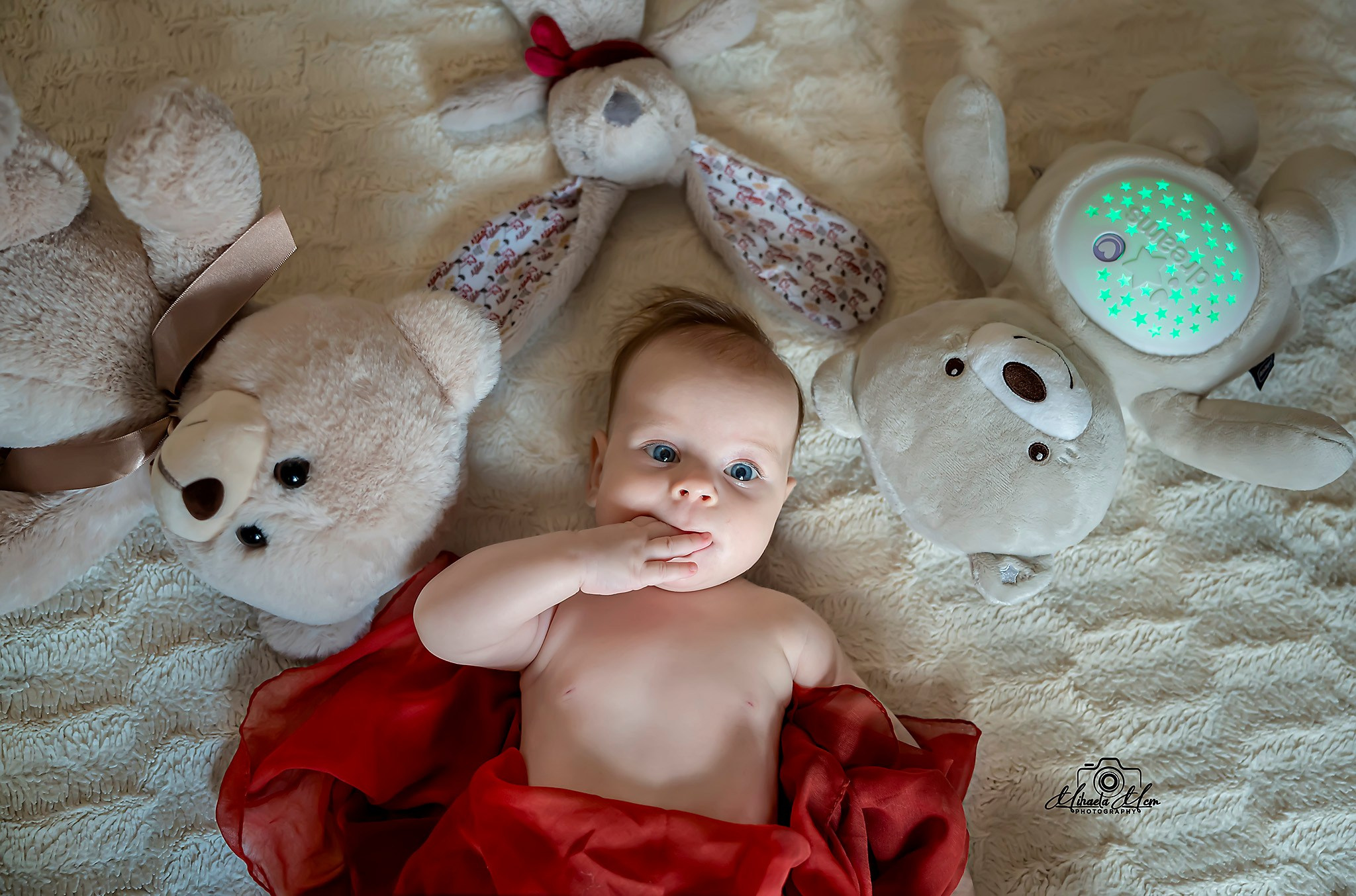 Fotograf botez Constanta. Servicii foto video Bucuresti. MCM Happy Studio – Fotograf & Videograf Evenimente | Nuntă & Botez