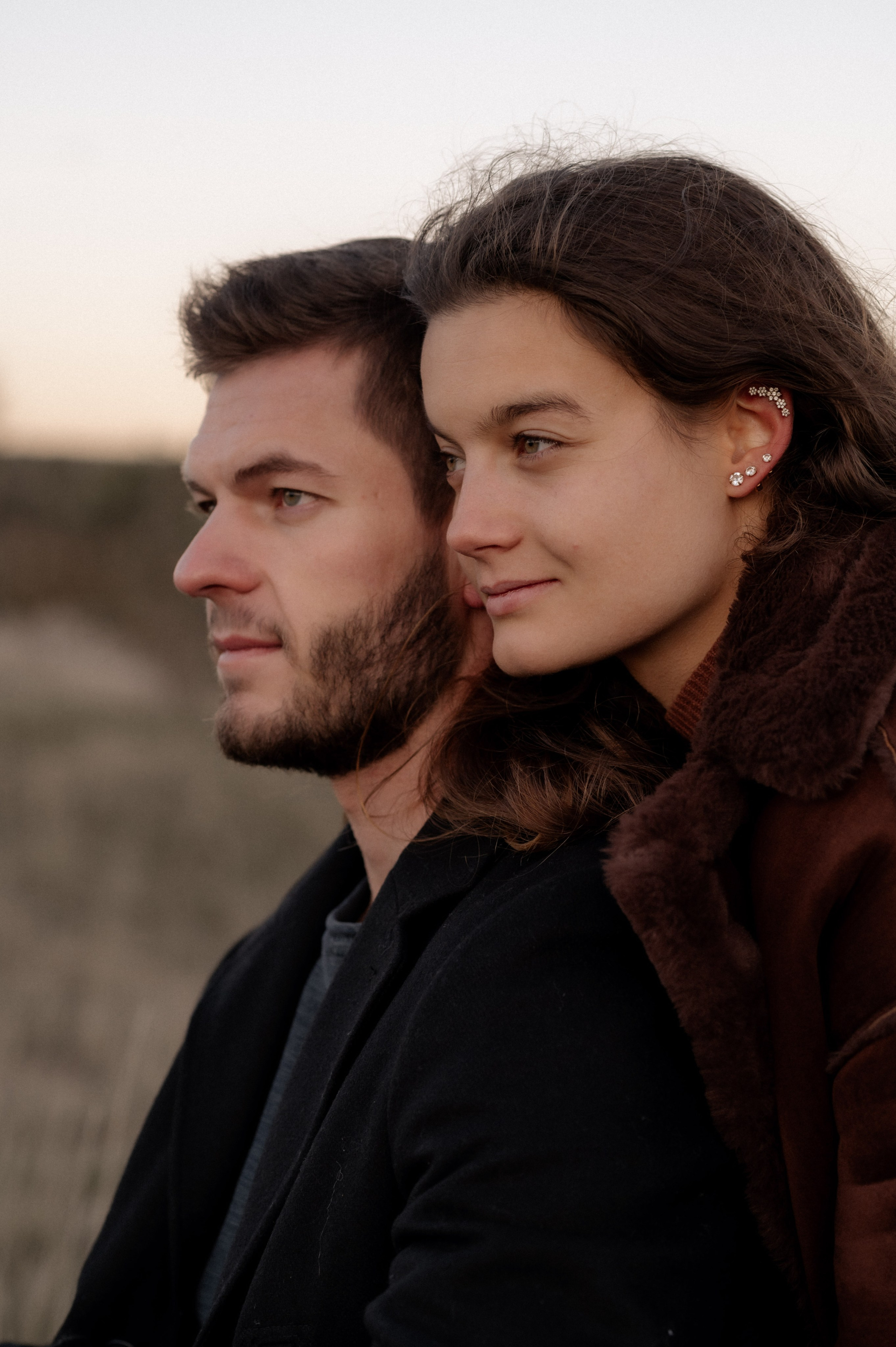 Wenn der Wind flüstert | Paarshooting am Gelben Berg. Фотограф в Нюрнберге Ирина Менерт из Ансбаха