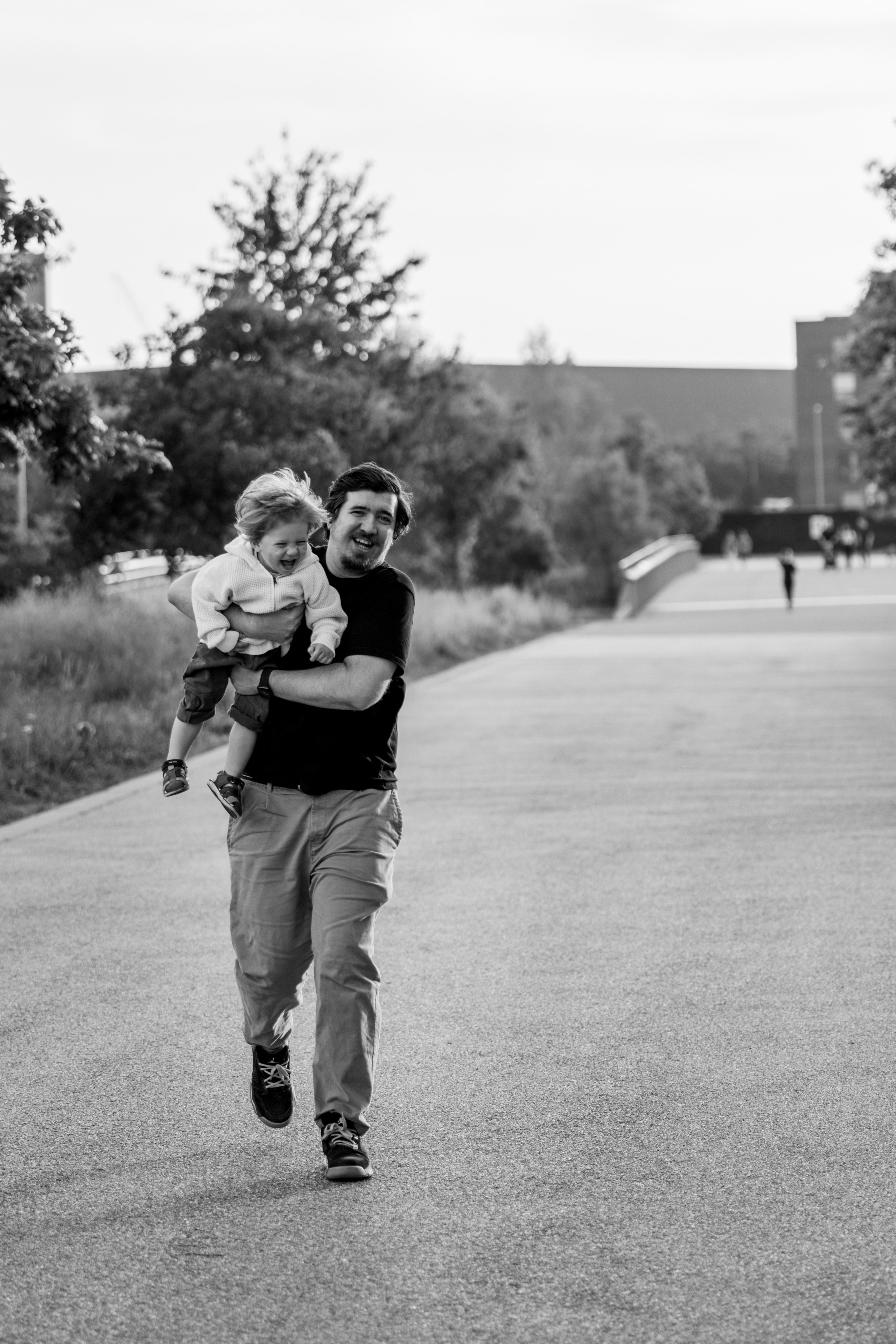 Maksim with parents (Queen Elizabeth Olympic park). Anastasia Klink, Photographer in London