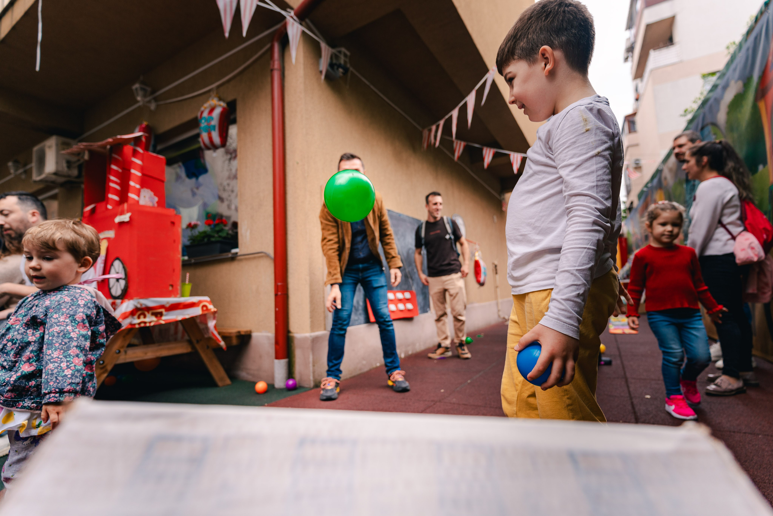 Miniterra Carusel. Liviu Andrei - Fotograf