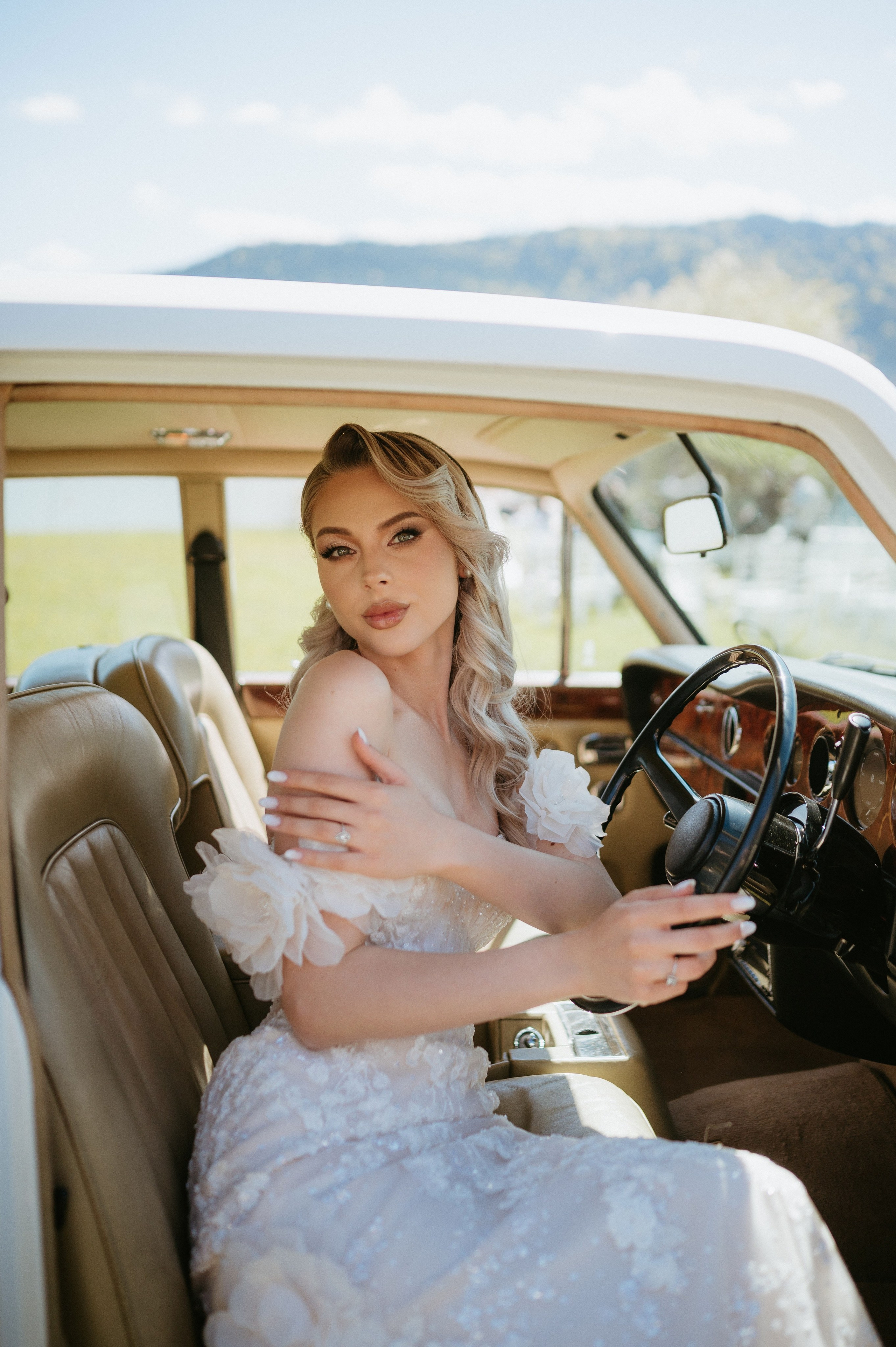 Cristina – Ședință foto editorială cu vibe fashion. Valentin Melen — wedding photographer