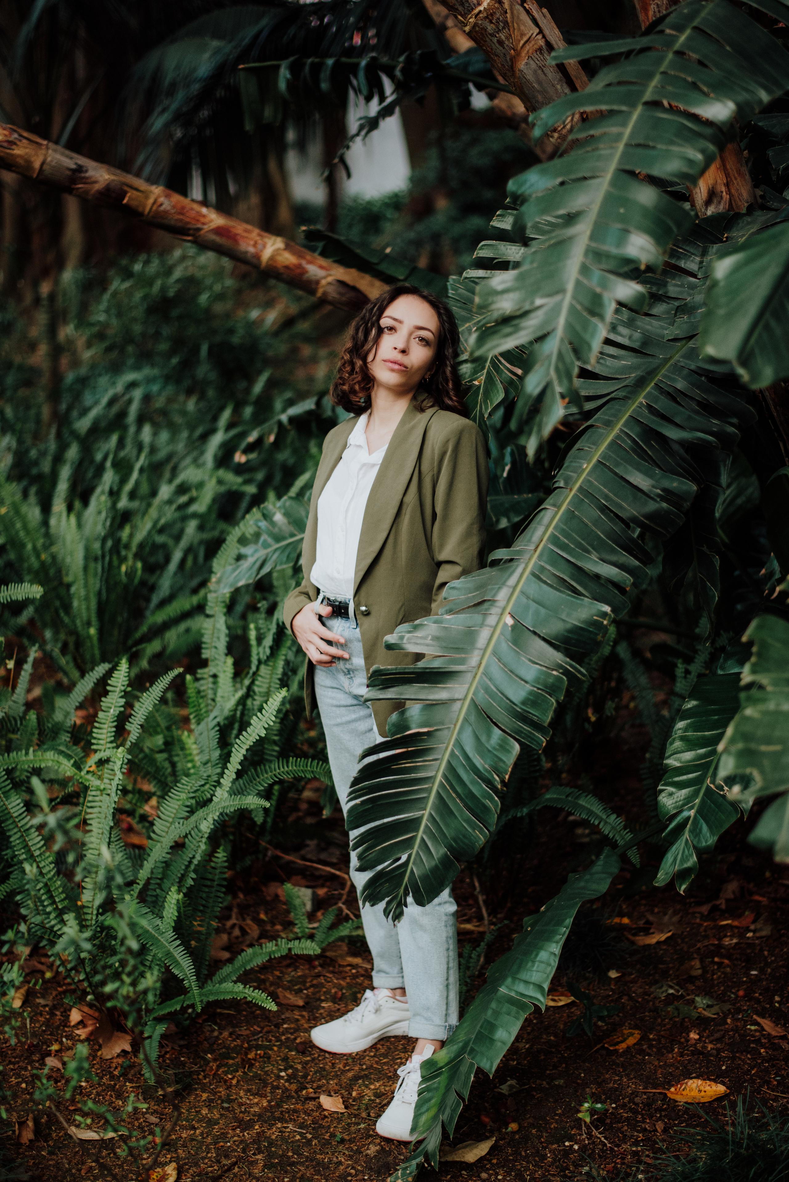 Sara. Lifestyle, wedding and family photographer