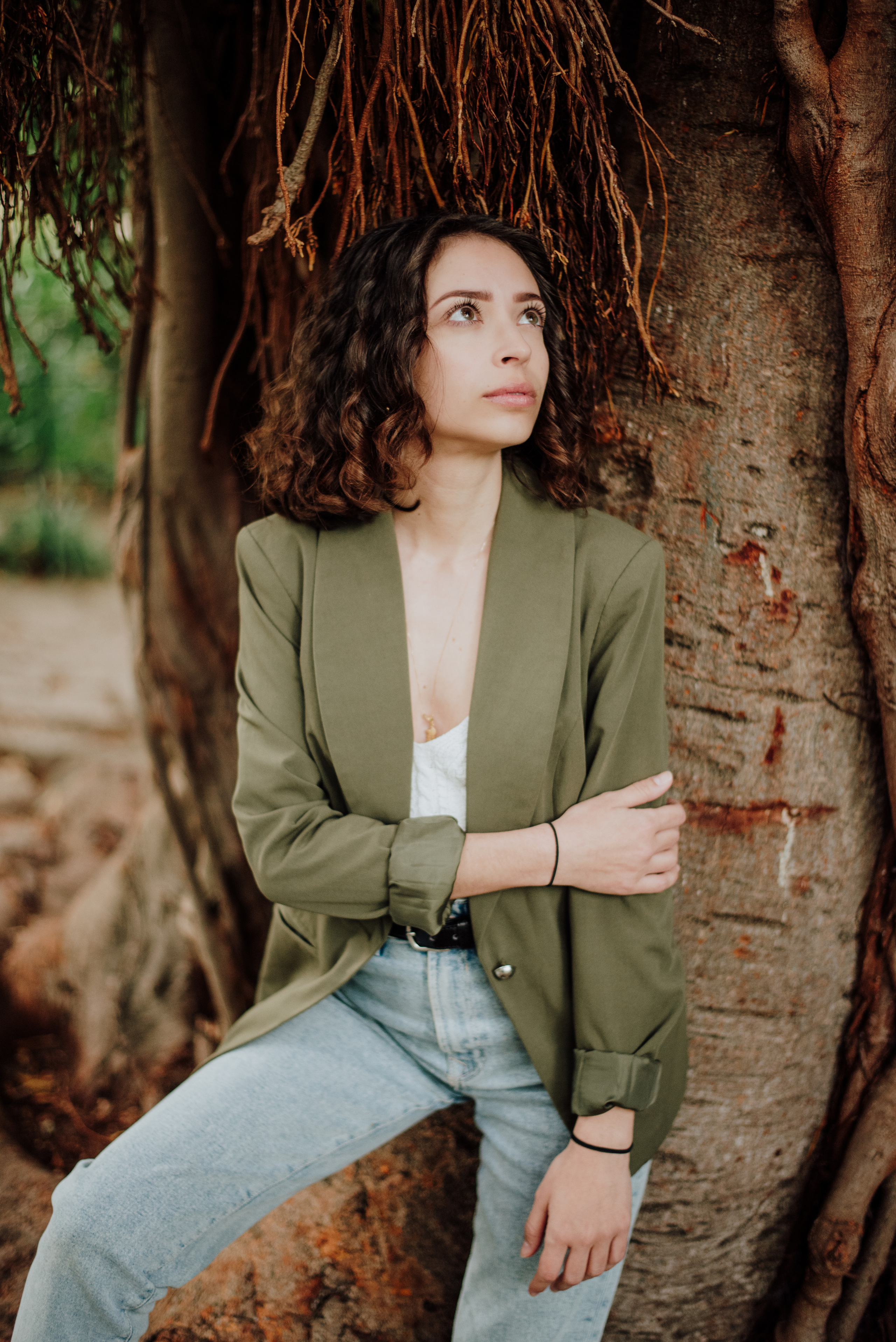 Sara. Lifestyle, wedding and family photographer