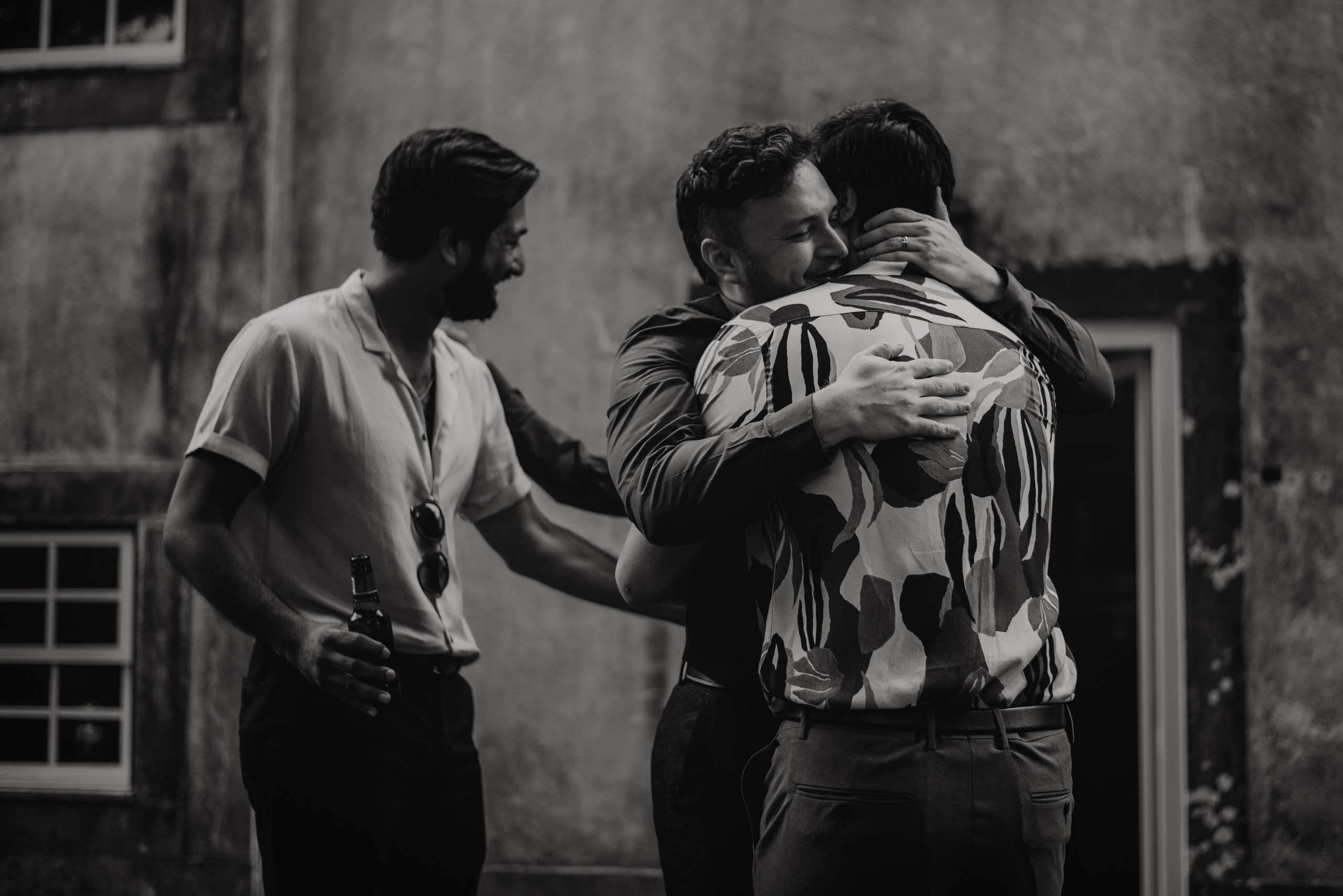 Garret + Filipe. Lifestyle, wedding and family photographer