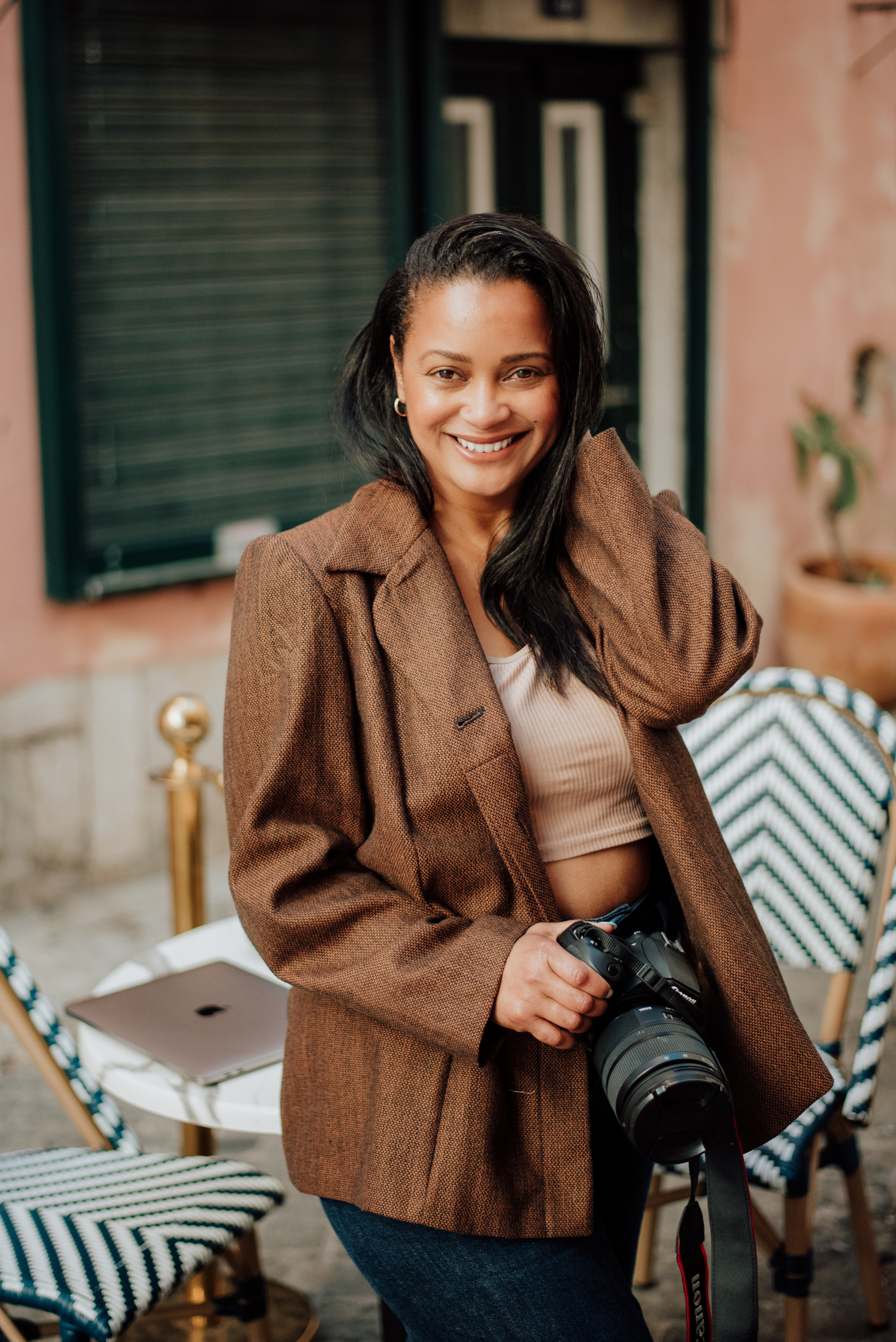 Ronise. Lifestyle, wedding and family photographer