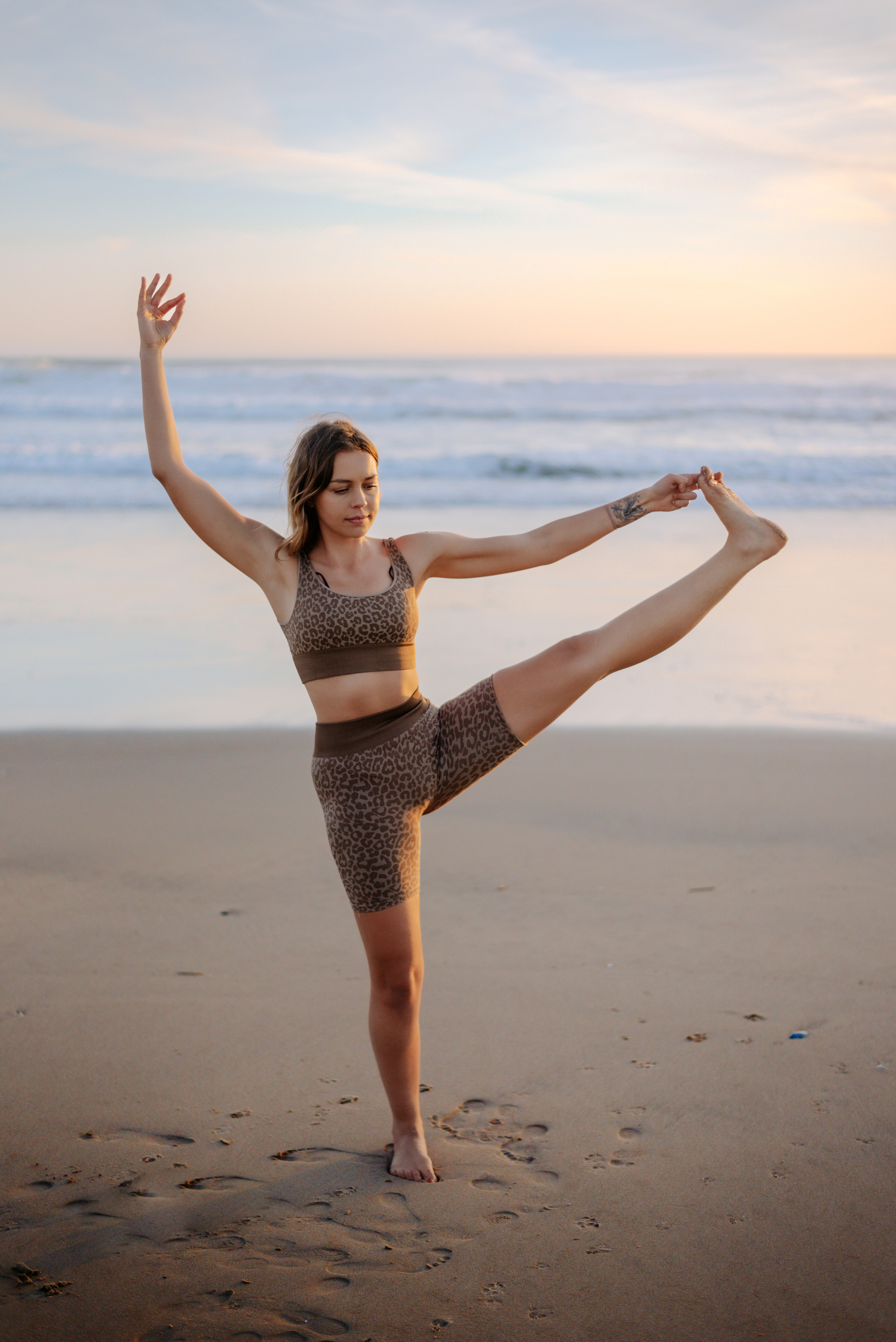 Lucy. Lifestyle, wedding and family photographer