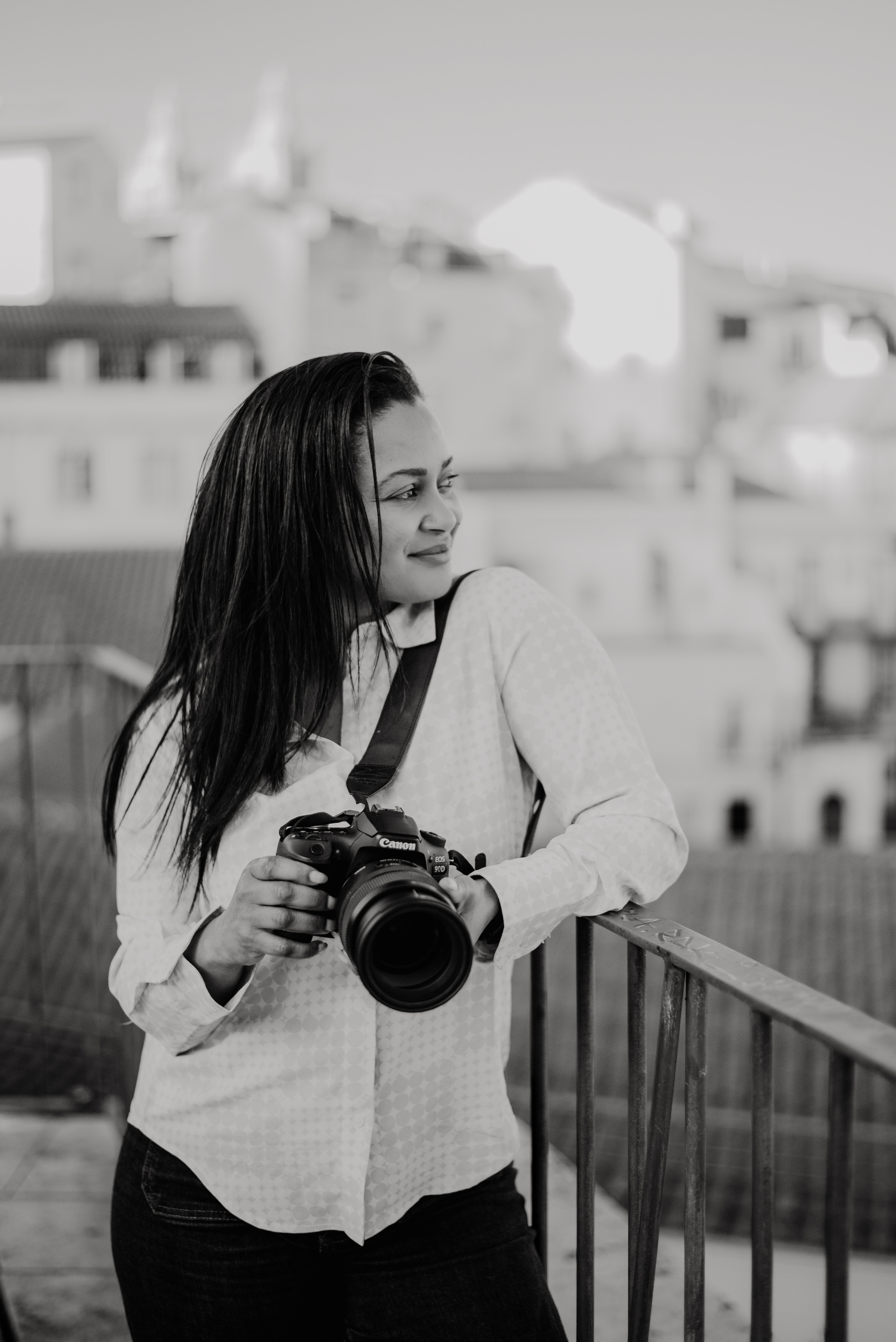 Ronise. Lifestyle, wedding and family photographer