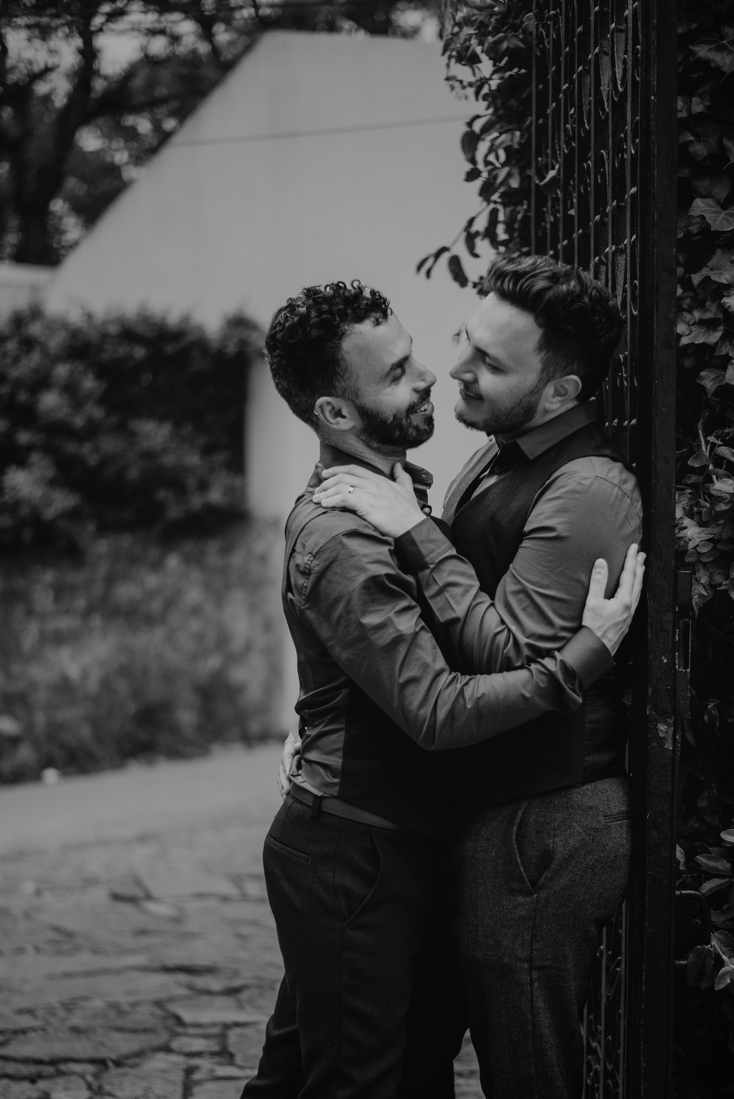 Garret + Filipe. Lifestyle, wedding and family photographer