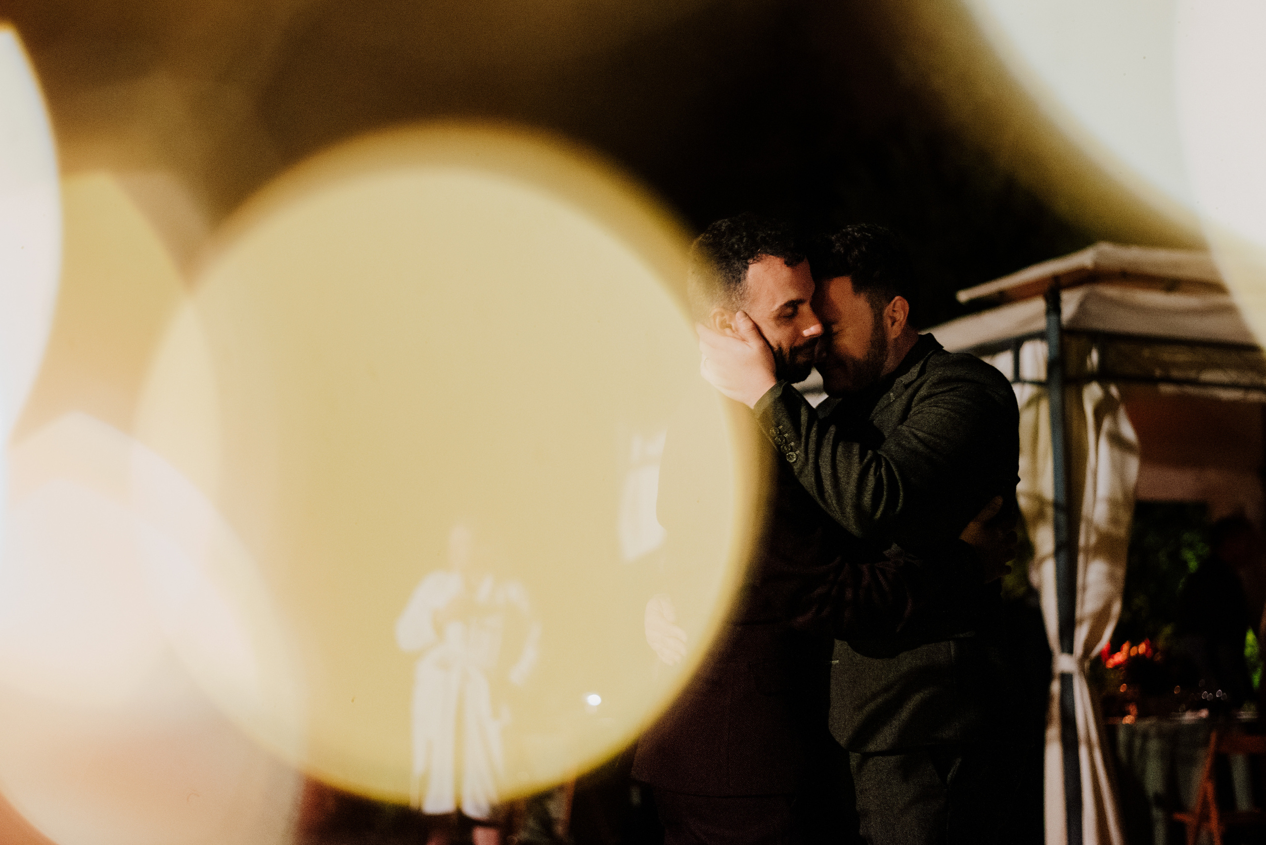 Garret + Filipe. Lifestyle, wedding and family photographer