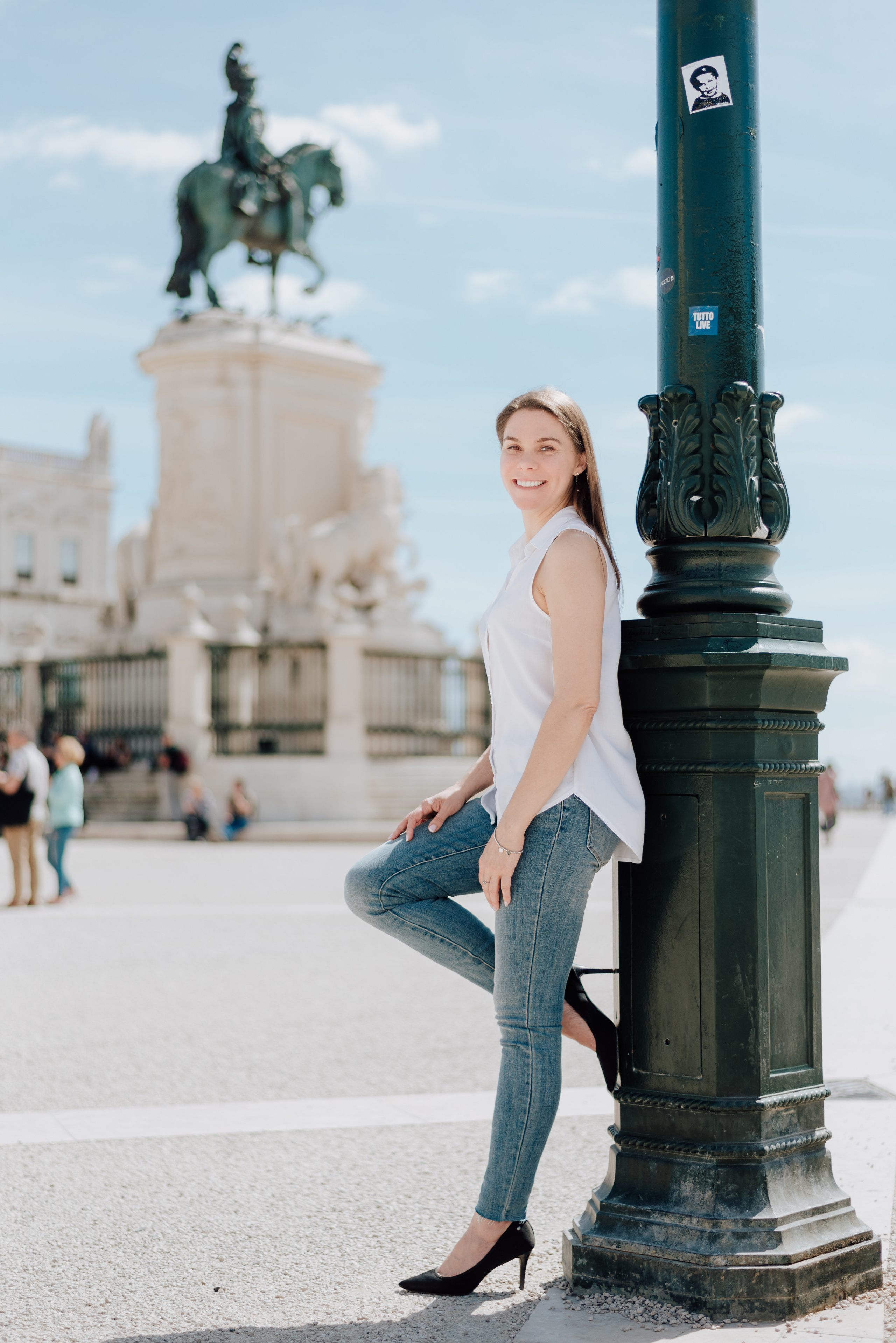 Rhiannon. Lifestyle, wedding and family photographer