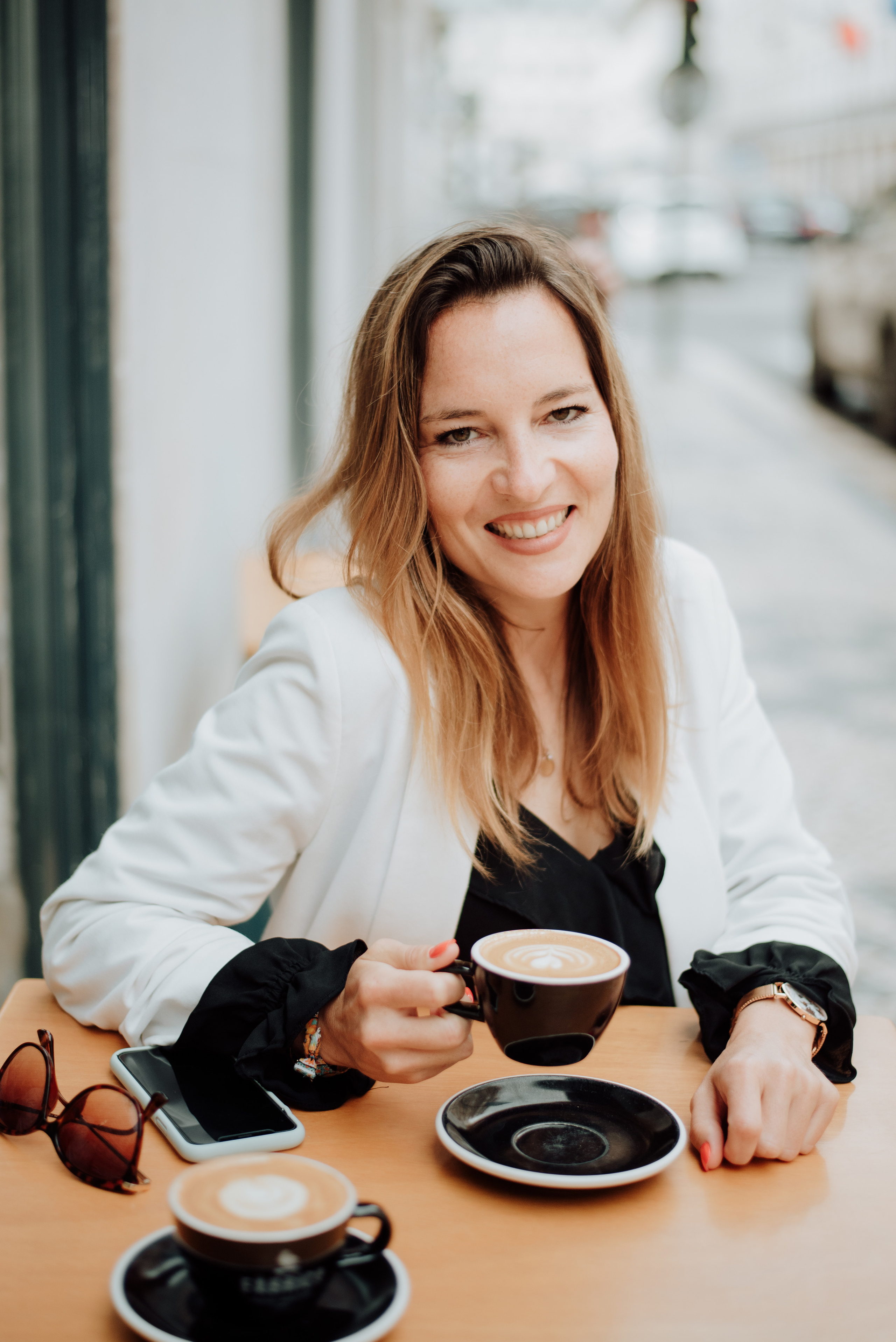 Saskia. Lifestyle, wedding and family photographer