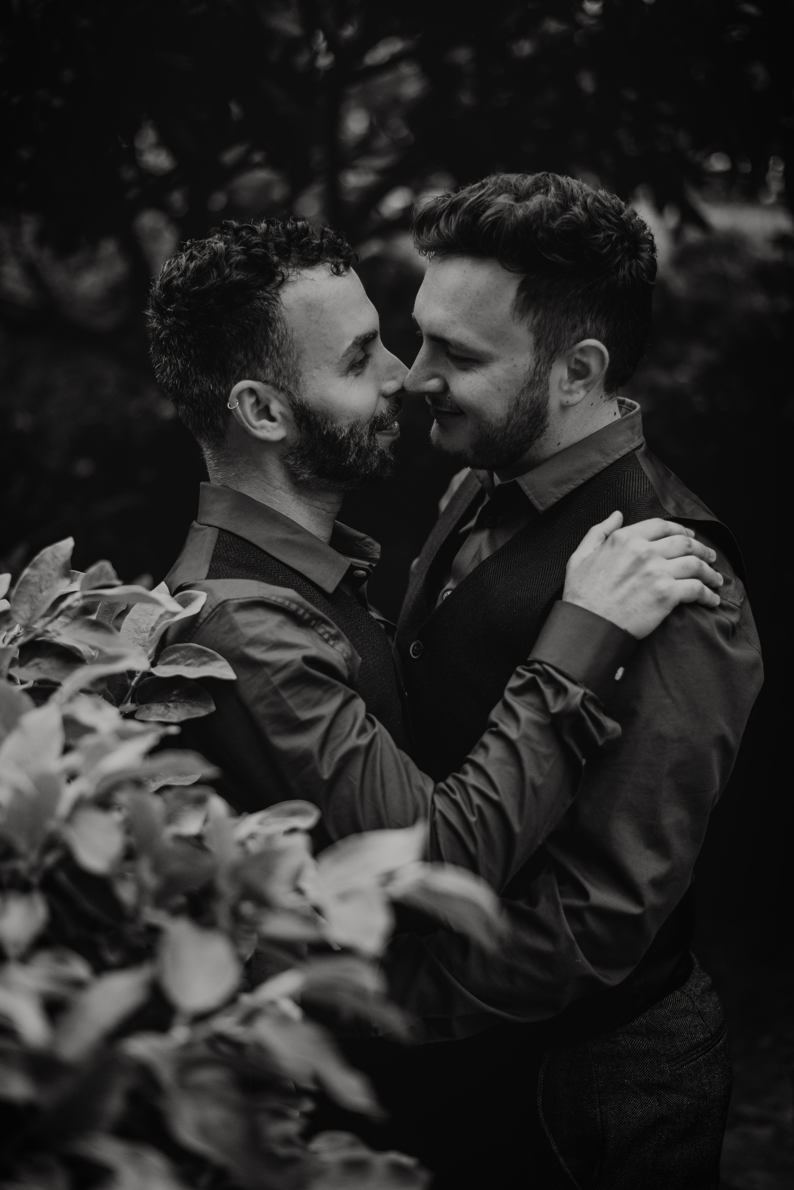 Garret + Filipe. Lifestyle, wedding and family photographer