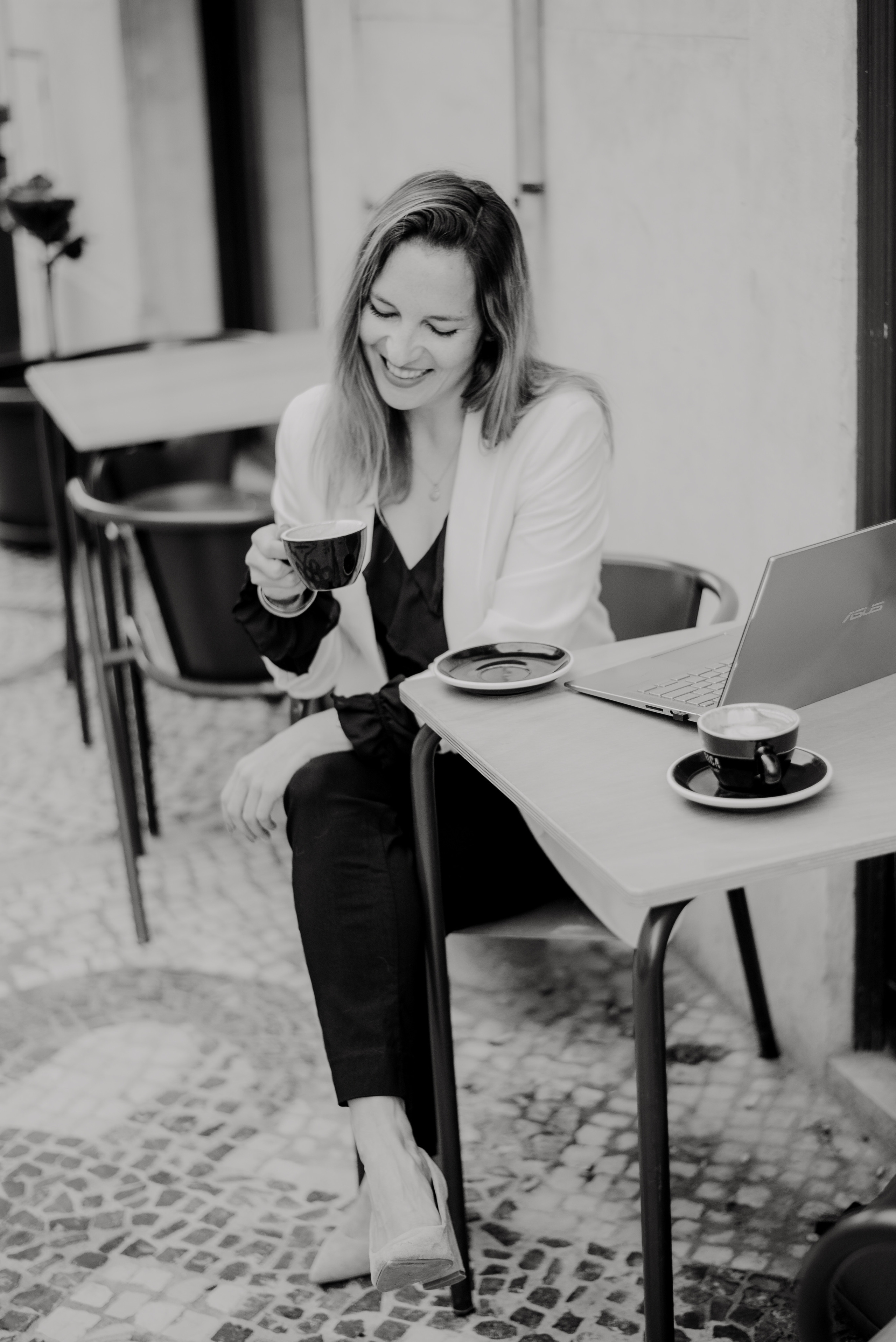 Saskia. Lifestyle, wedding and family photographer