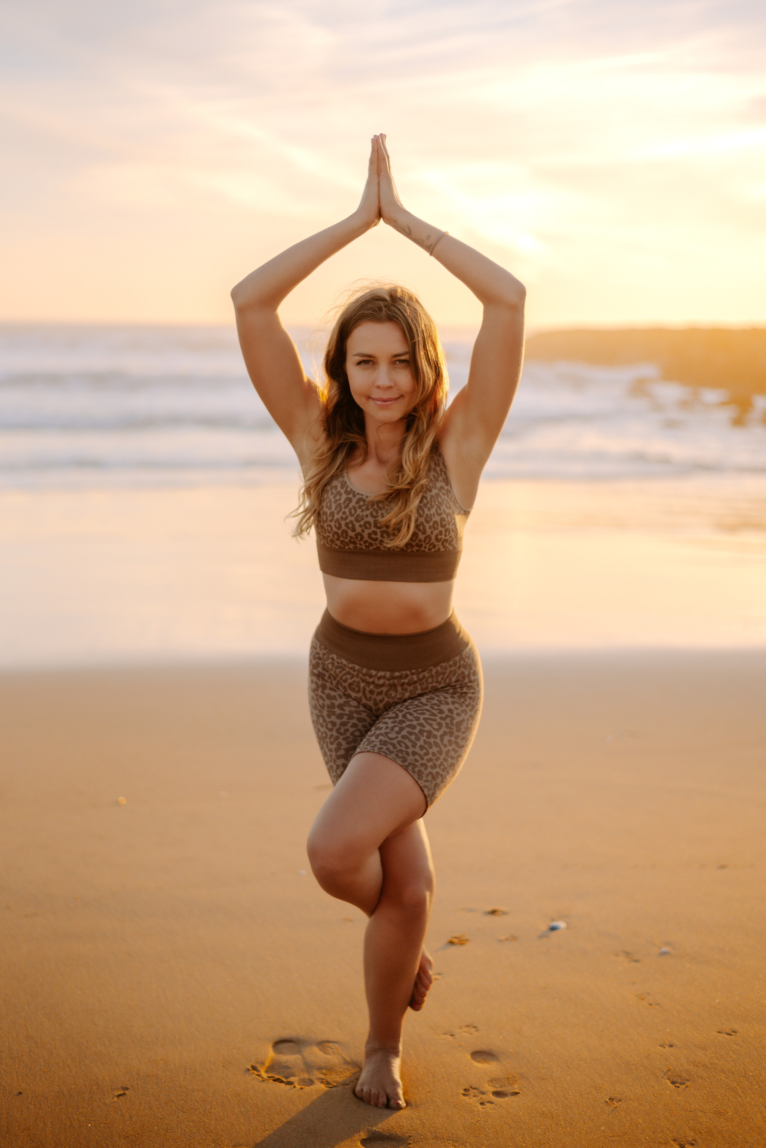 Lucy. Lifestyle, wedding and family photographer