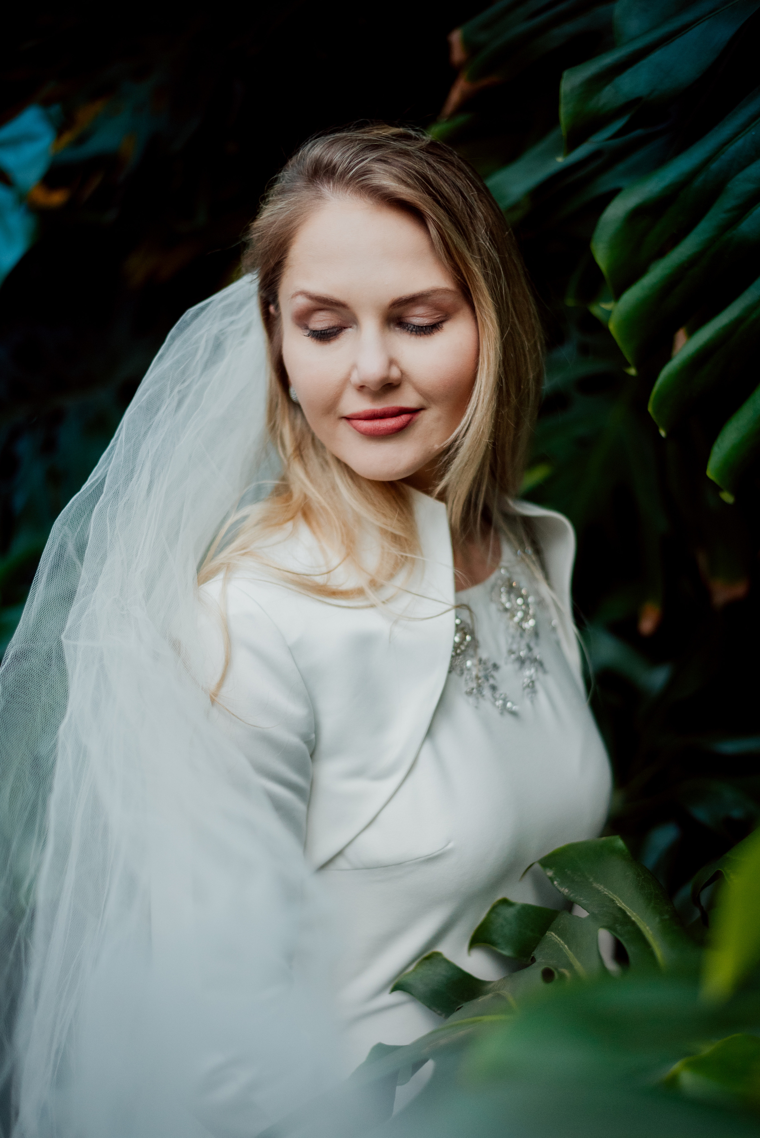 Victoria. Lifestyle, wedding and family photographer