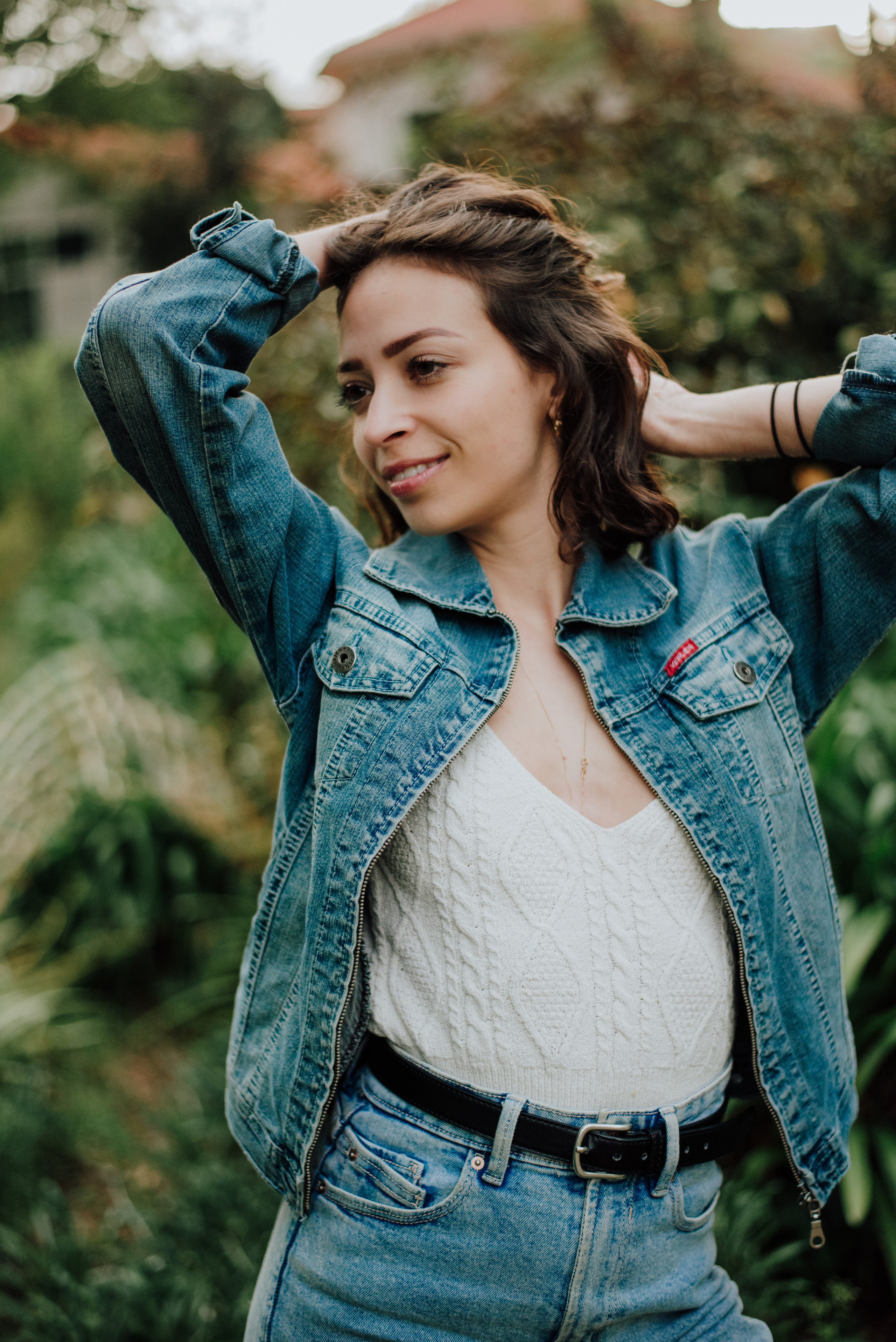 Sara. Lifestyle, wedding and family photographer