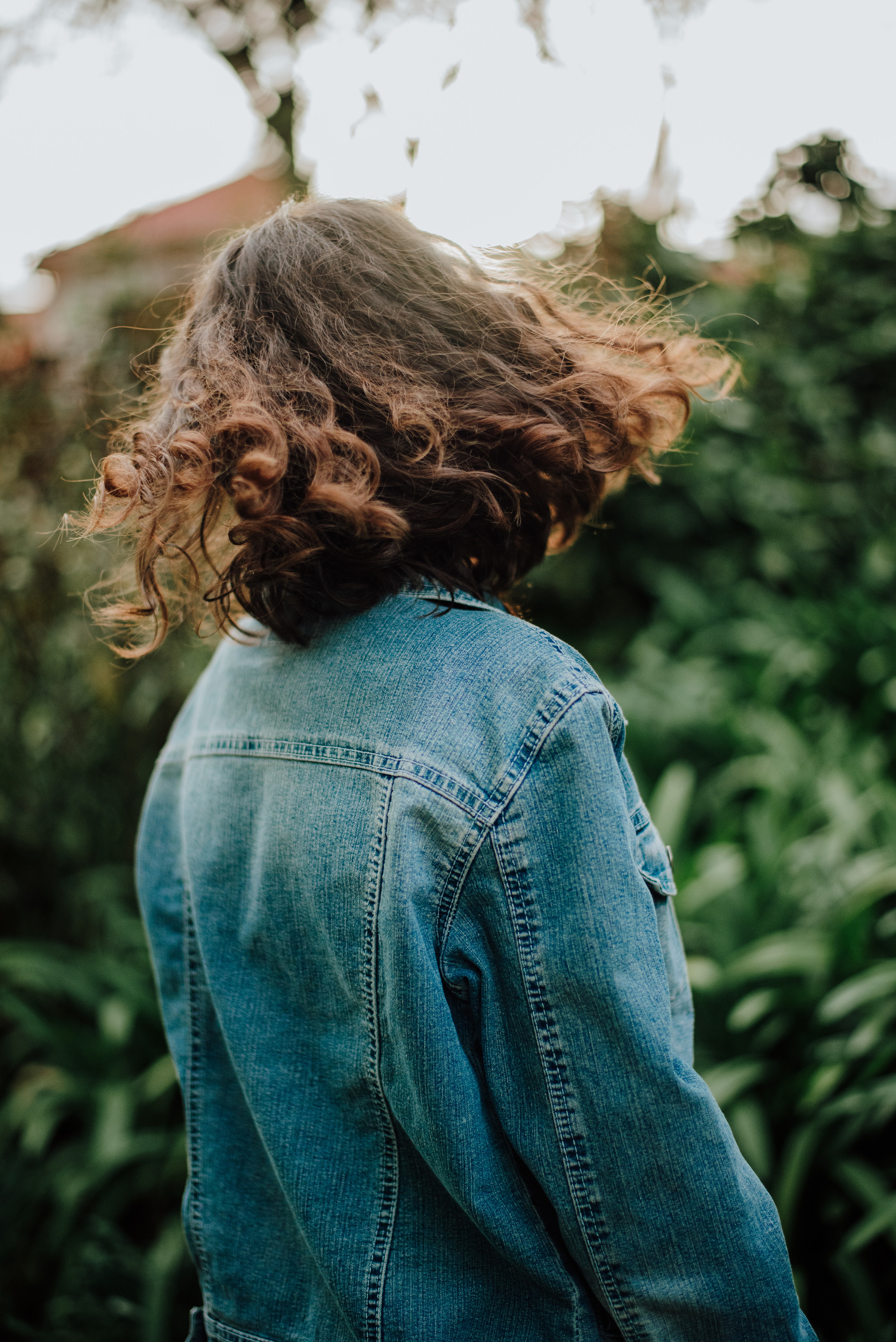 Sara. Lifestyle, wedding and family photographer