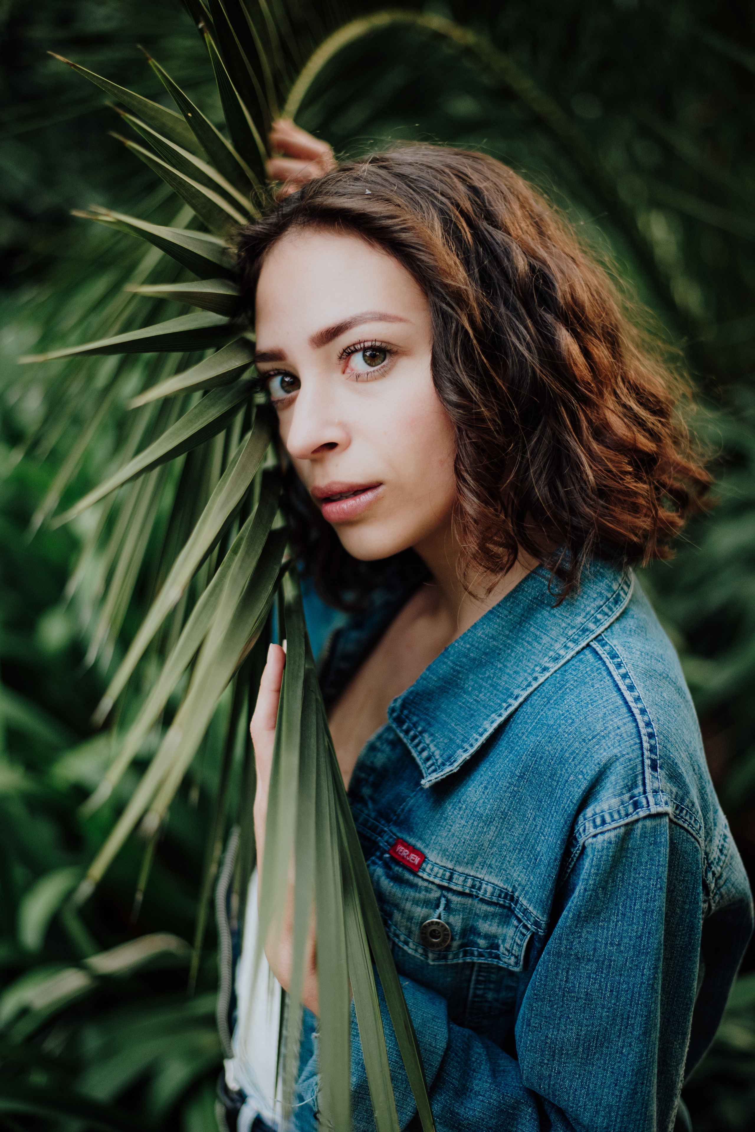 Sara. Lifestyle, wedding and family photographer