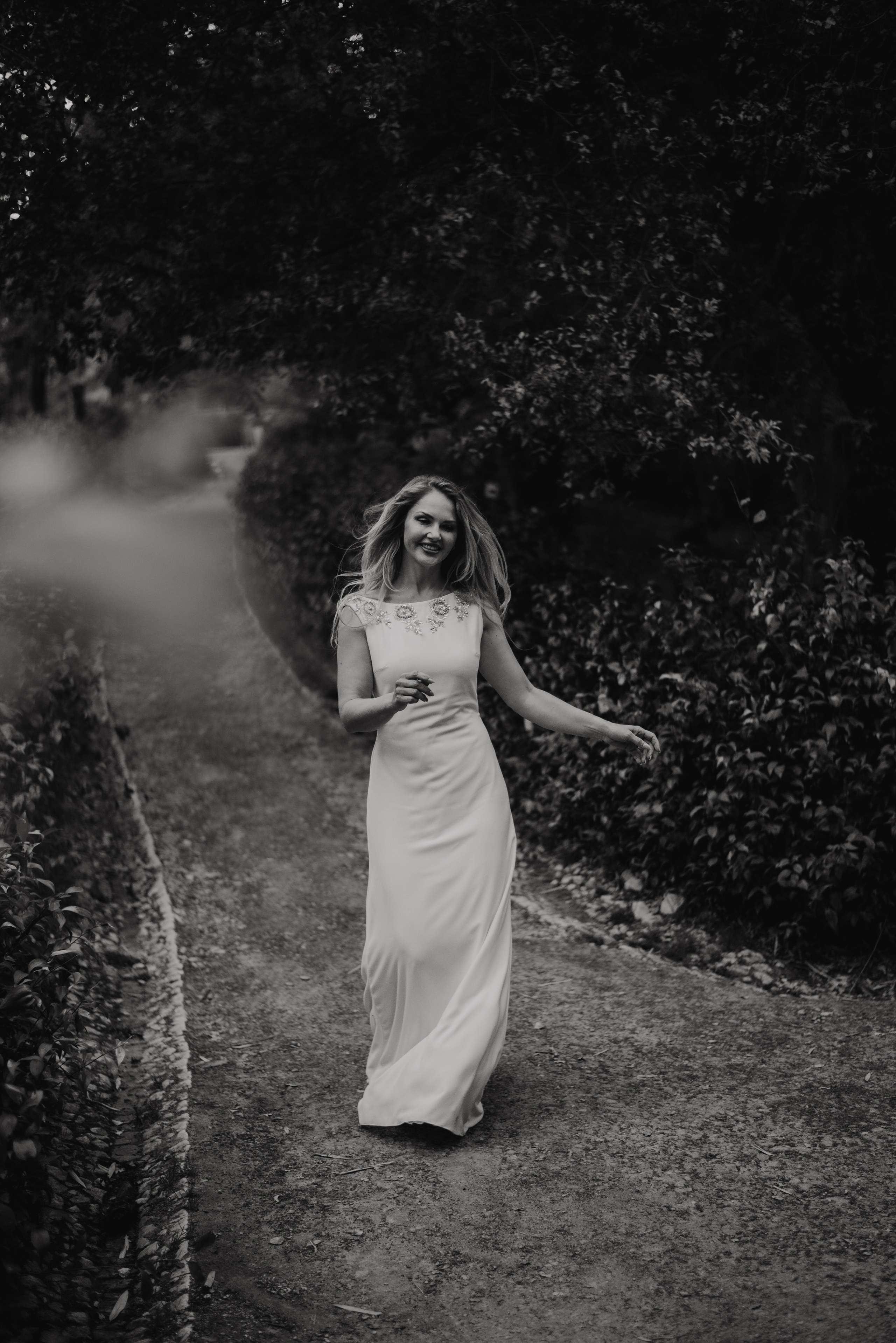 Victoria. Lifestyle, wedding and family photographer