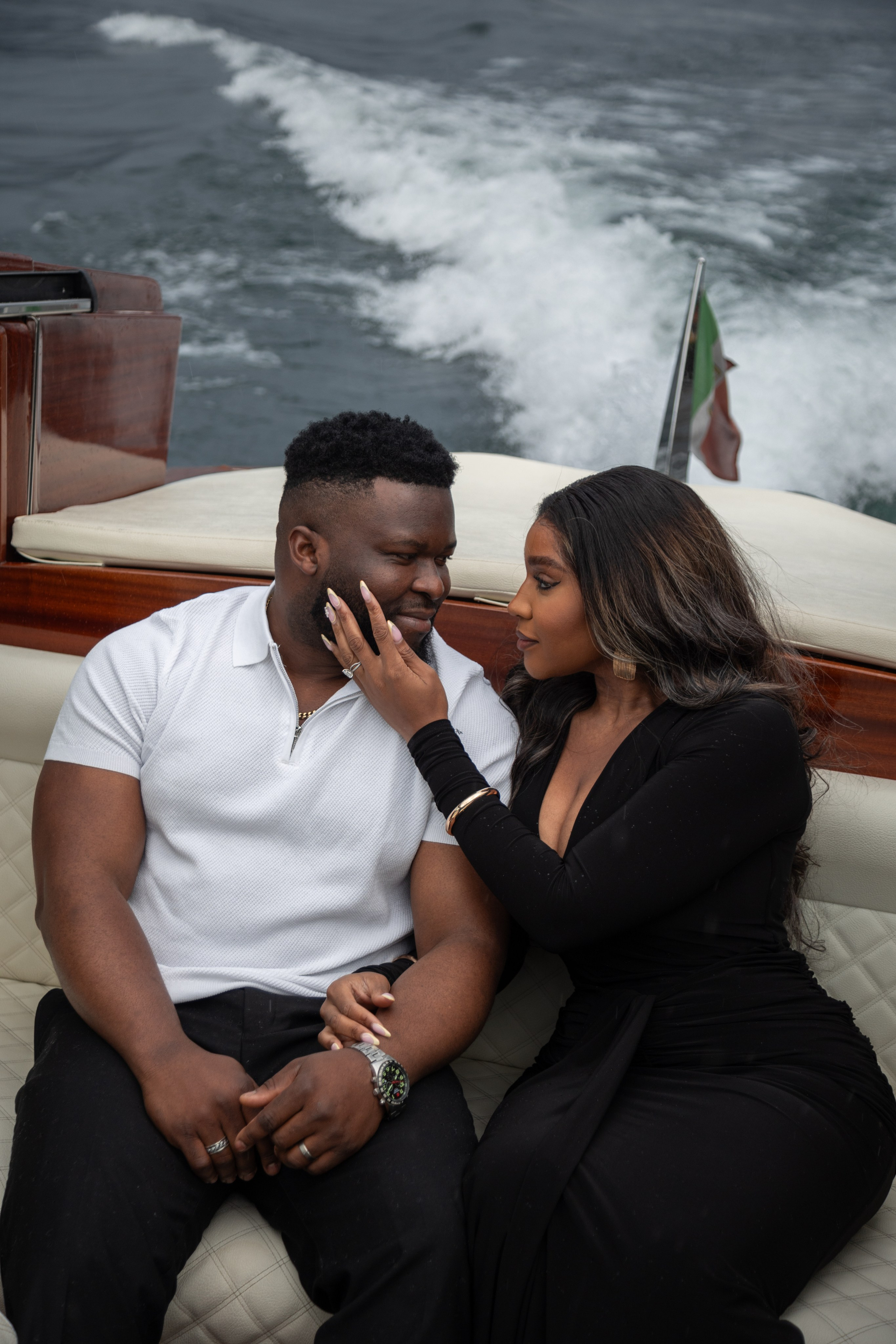 Varenna boat tour. Photographer in Milan |Mila Pro Photo