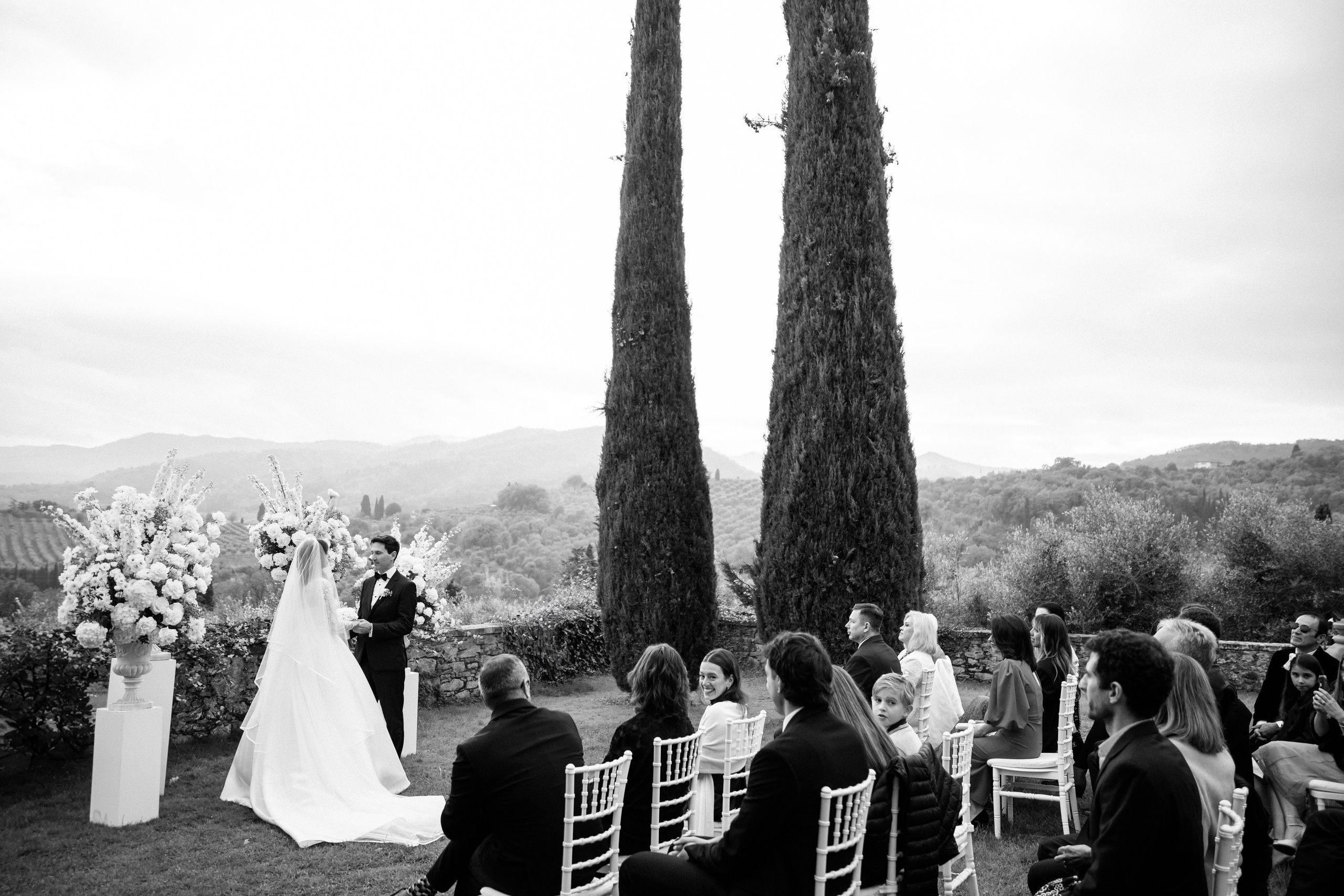 Destination wedding Photographer Italy Tuscany Rome Como Umbria. Wedding Photographer Rome Tuscany Como Sicily Puglia Amalfy Italy- Oksana Savenchuk