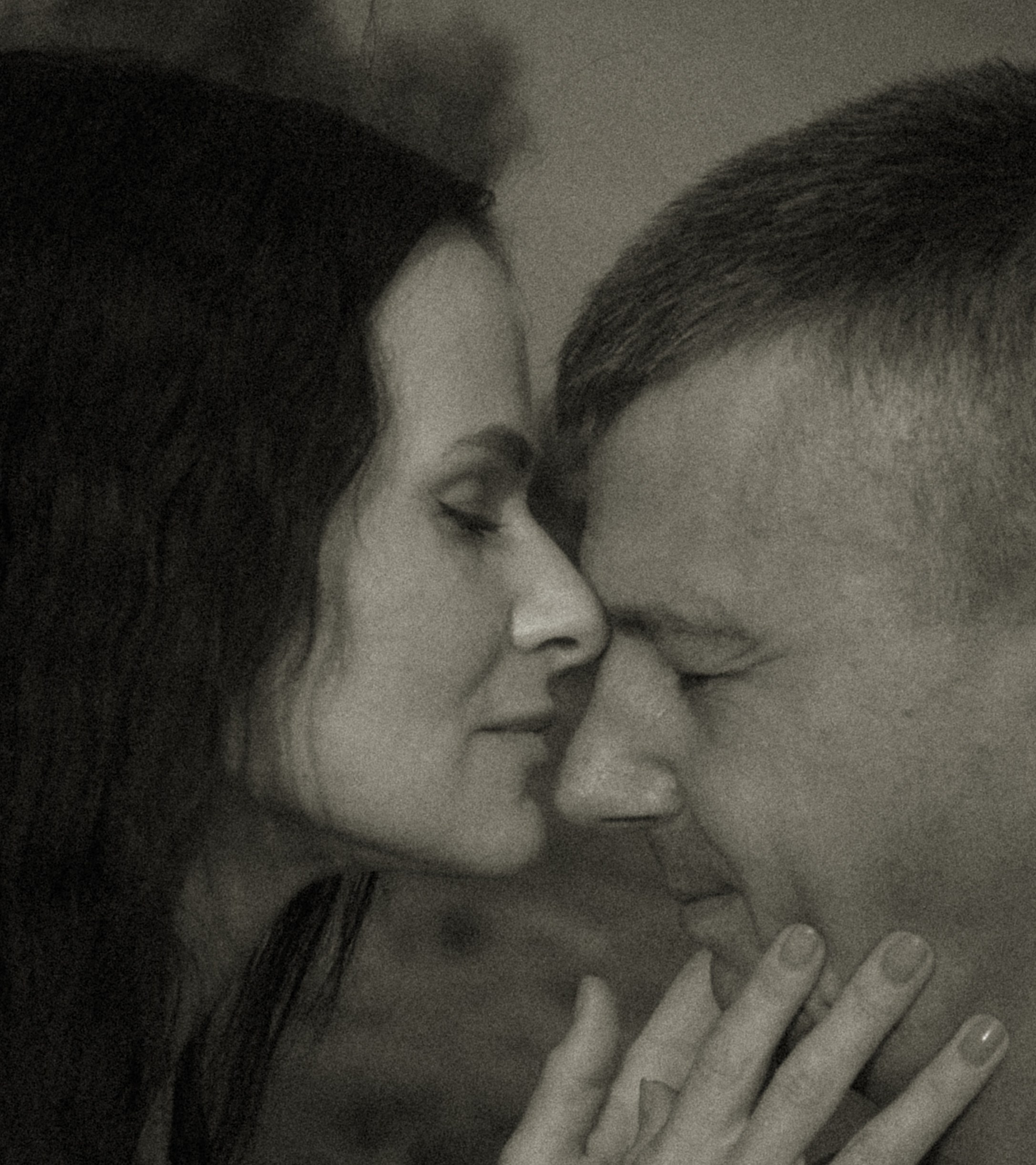 Balade en moto. Histoires d’amour, séances photos de famille et de mariage en France