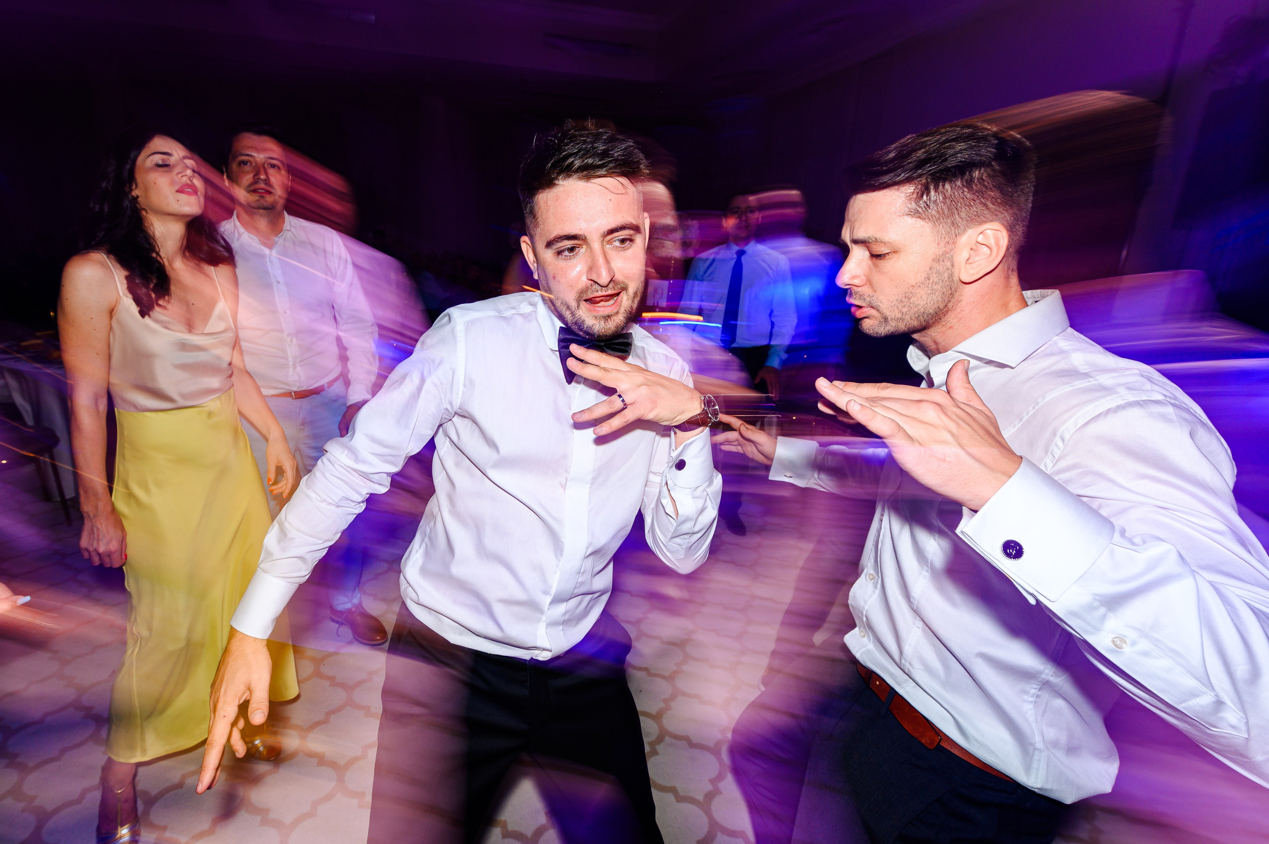 Madalina & Ovidiu. Mugurel Olteanu Fotograf