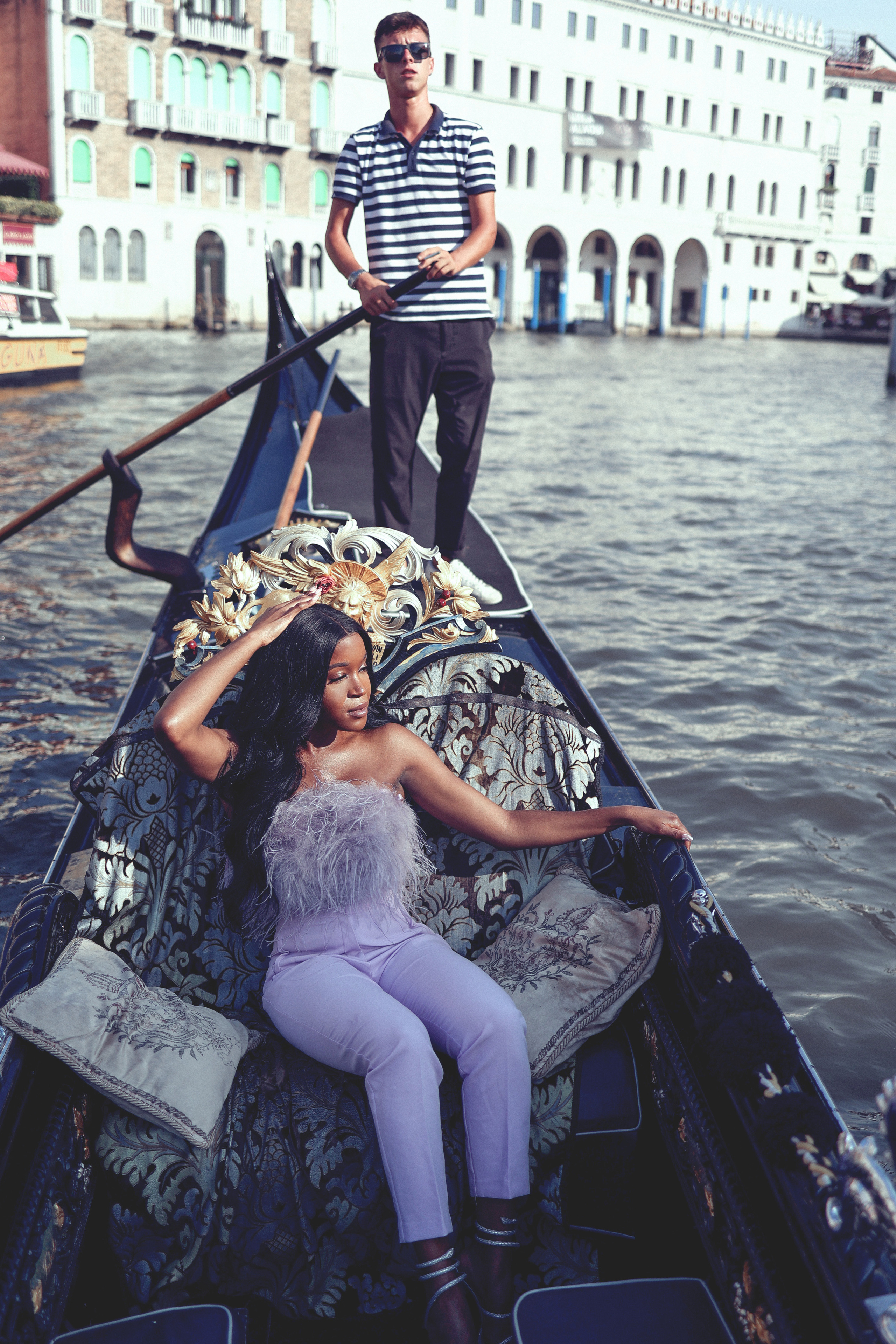 Tips for gondola ride in Venice, book the best photographer in Venice