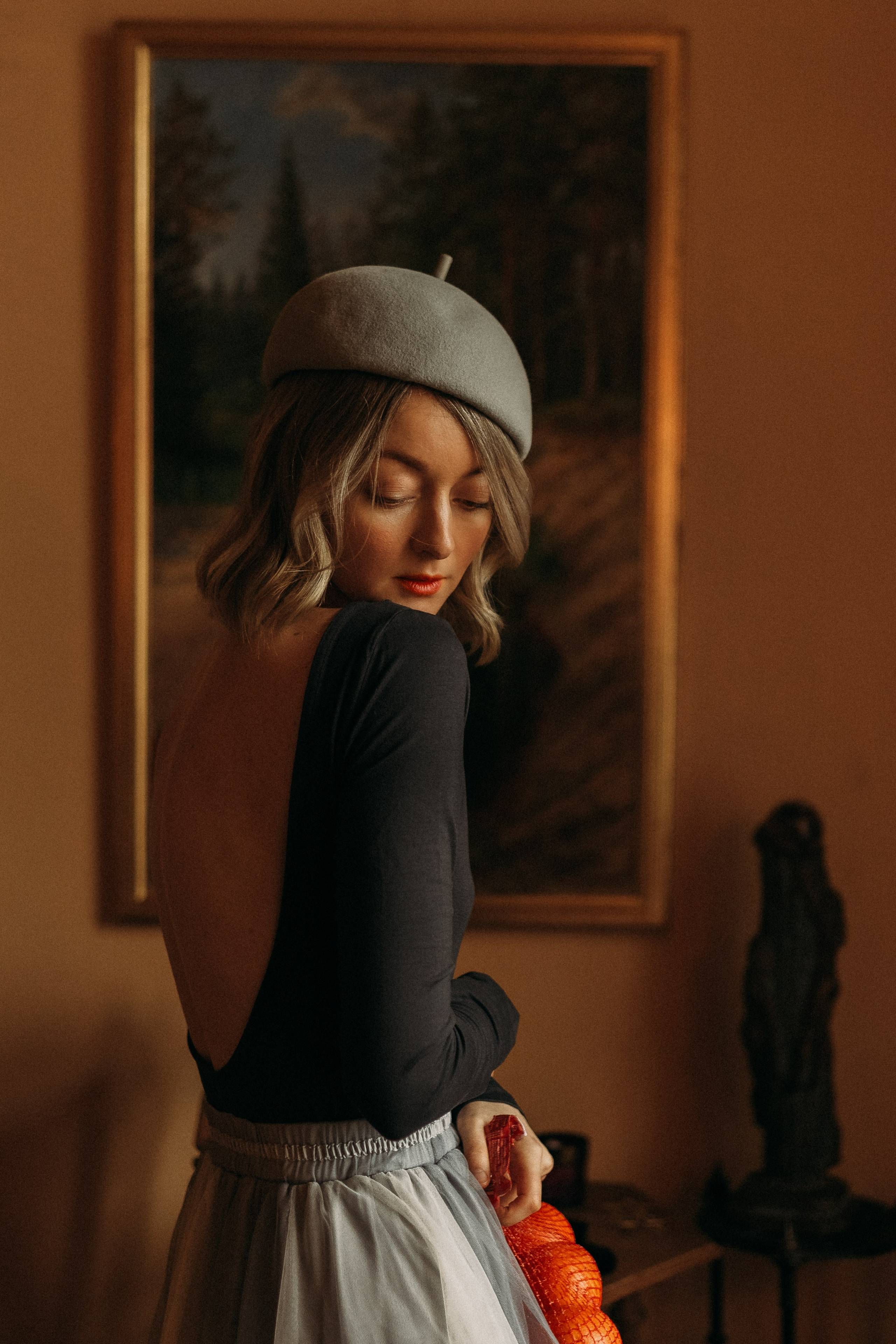 Woman phoshoot. Wedding and portrait photographer in Helsinki Vickan O