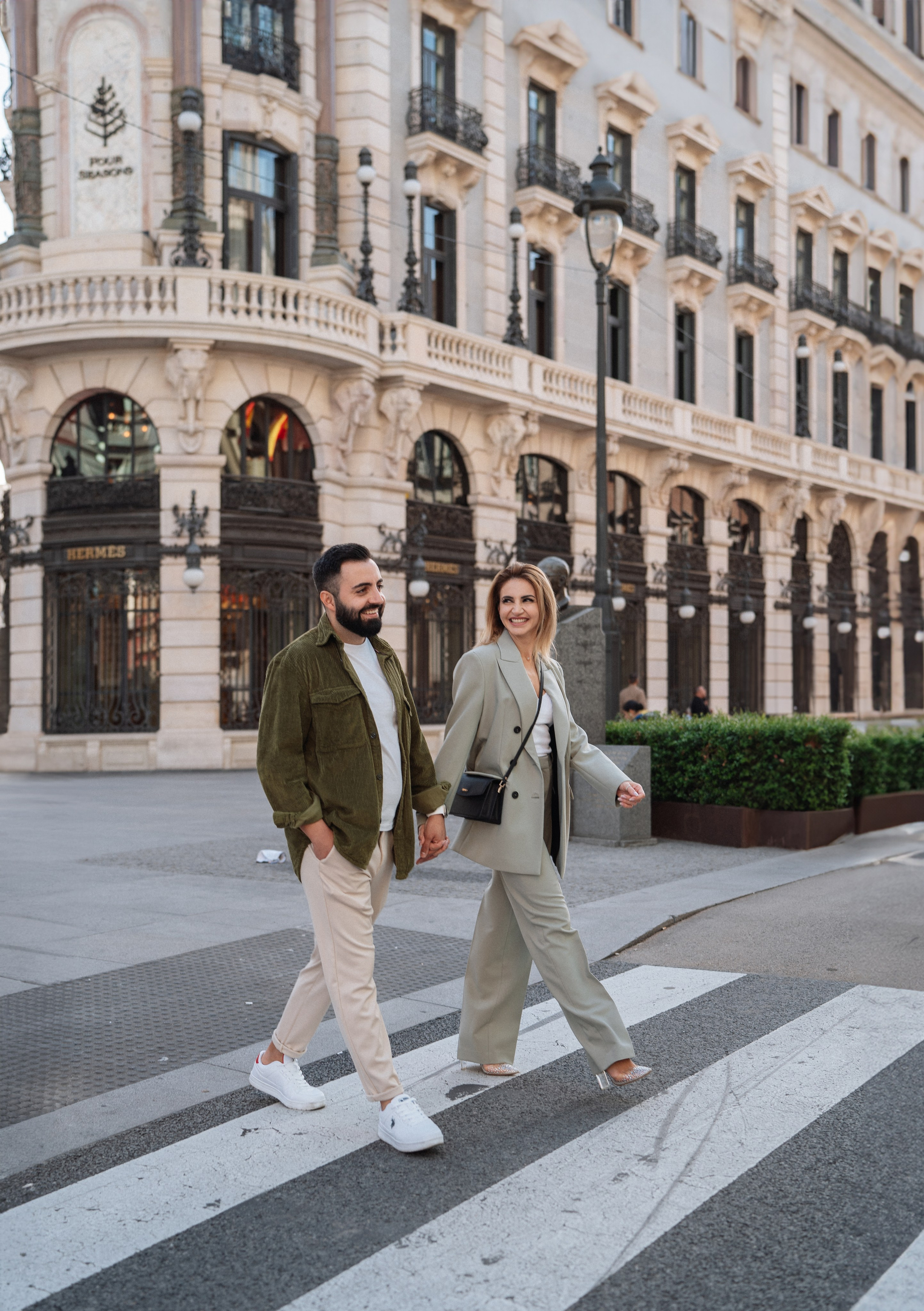 Couple photoshoot Spain. Photographer in Madrid, Spain. Alyona Belyaninova