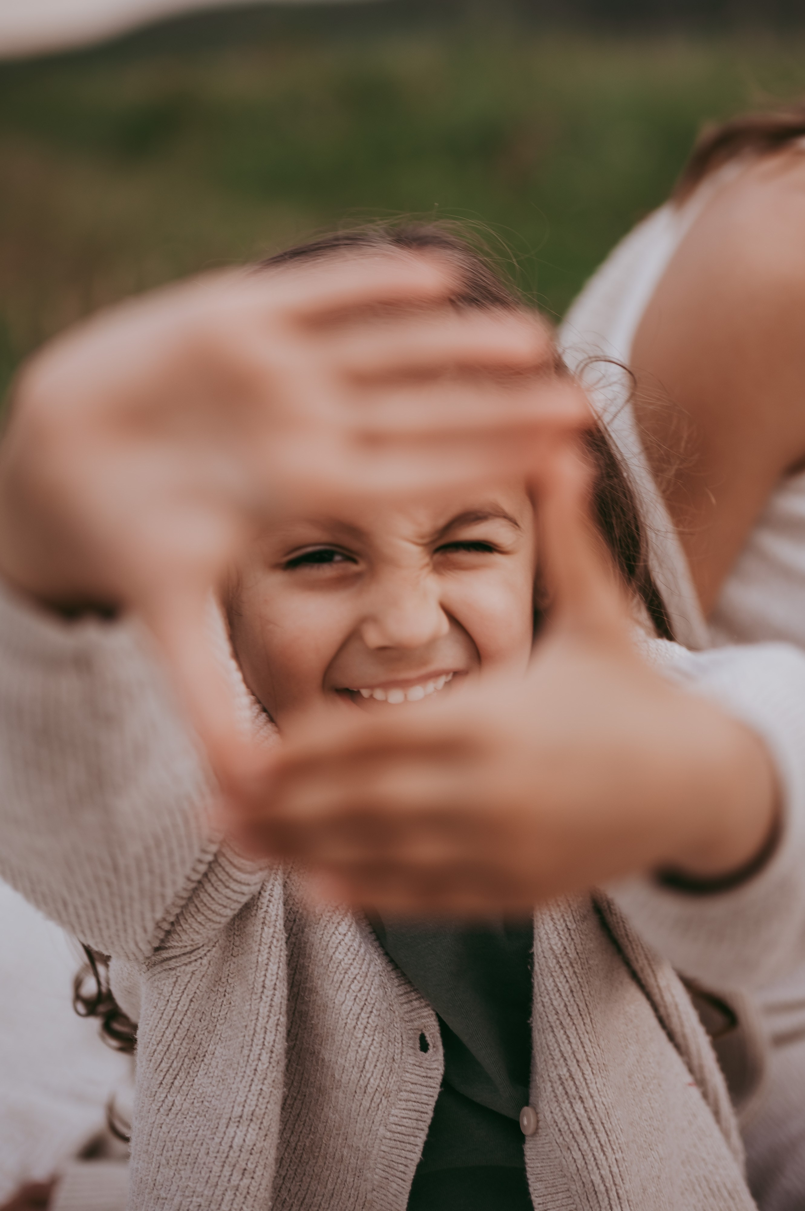 Bojana i Srna / mammy and me photosession. Deciji i porodicni fotograf u Beogradu Oksana Skendzic