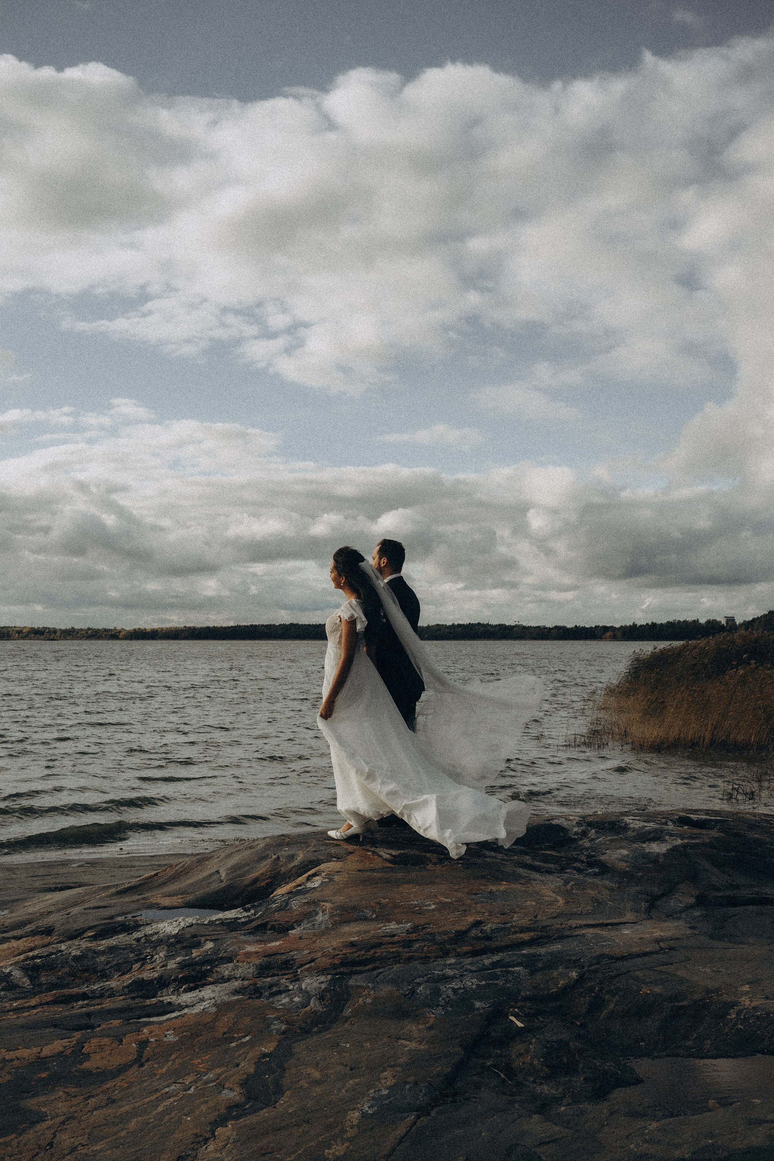 W&S. Wedding and portrait photographer in Helsinki Vickan O