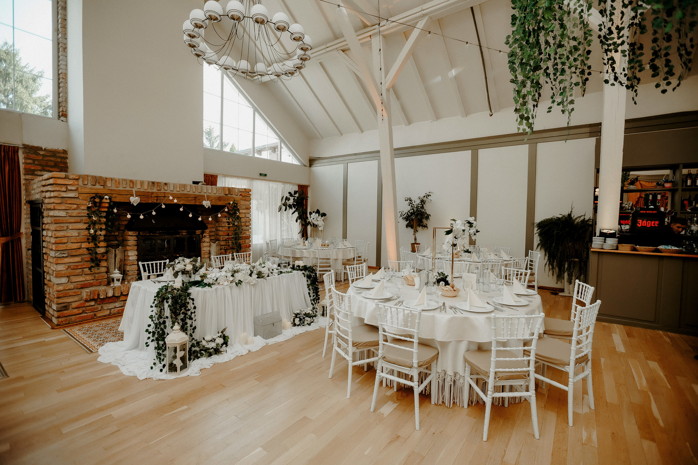 Unda iubirii  -Romania-. Servicii Foto Video în Chișinău și Europa ID-Brothers